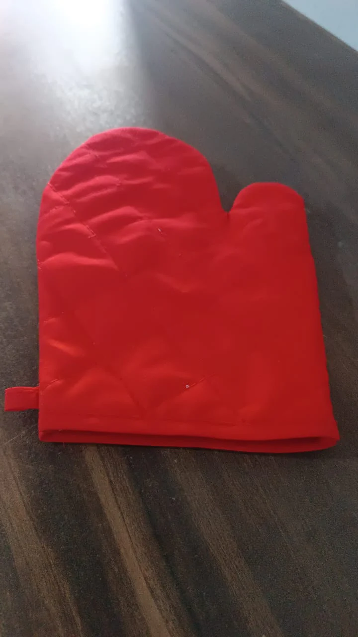 Heat Resistant Oven Mitts – Non-Slip, Flexible & Easy Clean | Bake & Dwell - Image 7