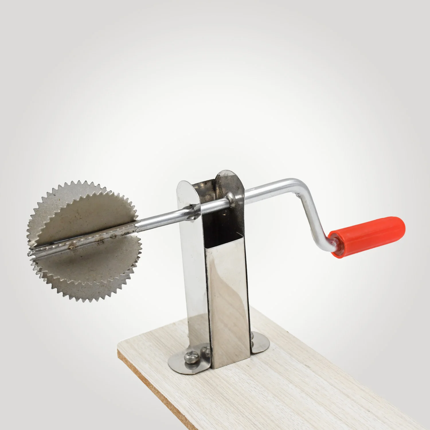 Coconut Scraper with Wooden Base – Safe & Durable | Quickslice - Image 7