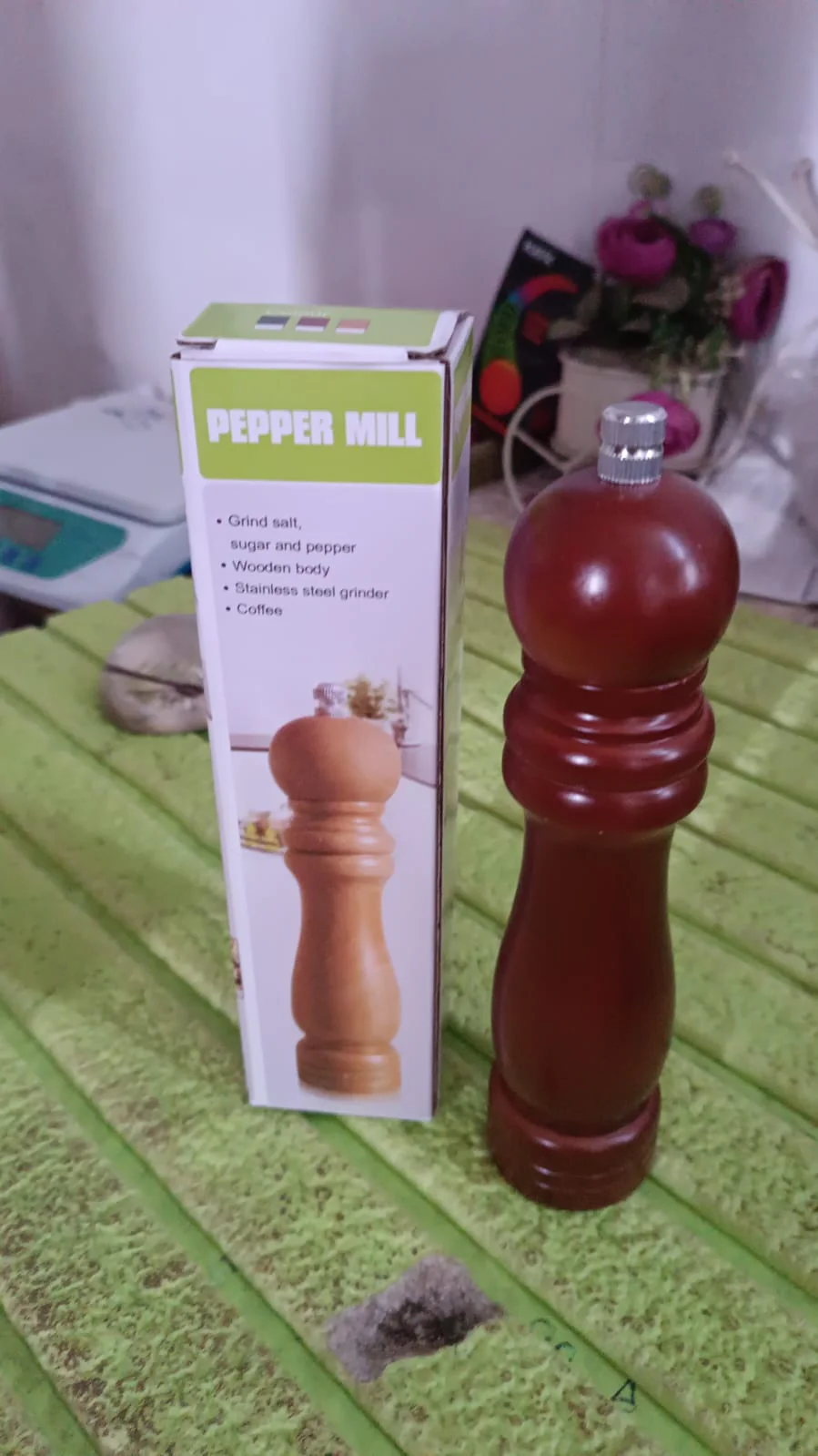 Wooden Pepper Mill – Adjustable Ceramic Grinder | Grippy - Image 10