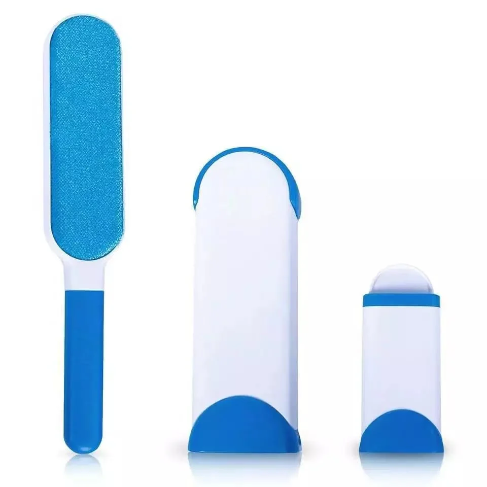 Pet Hair Remover – Self-Cleaning & Reusable Fur Brush | Waggy Tales - Image 4