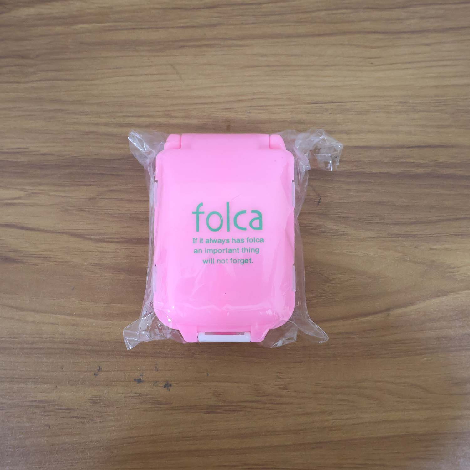 Pink Dual-Sided Pill Organizer – 8-Compartment Portable Case - Image 8