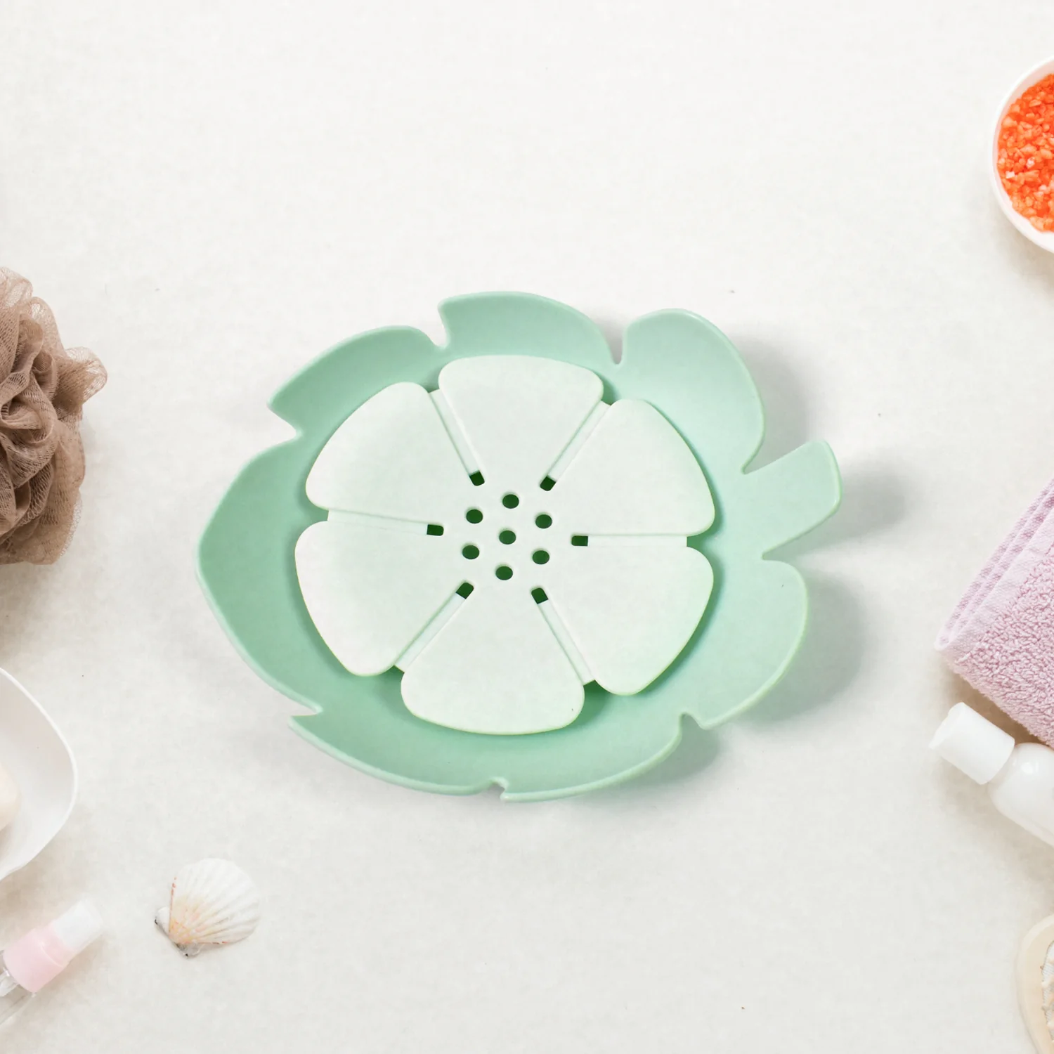 Plastic Soap Dish – Self-Draining Floral Design | VelvetBubbles - Image 5