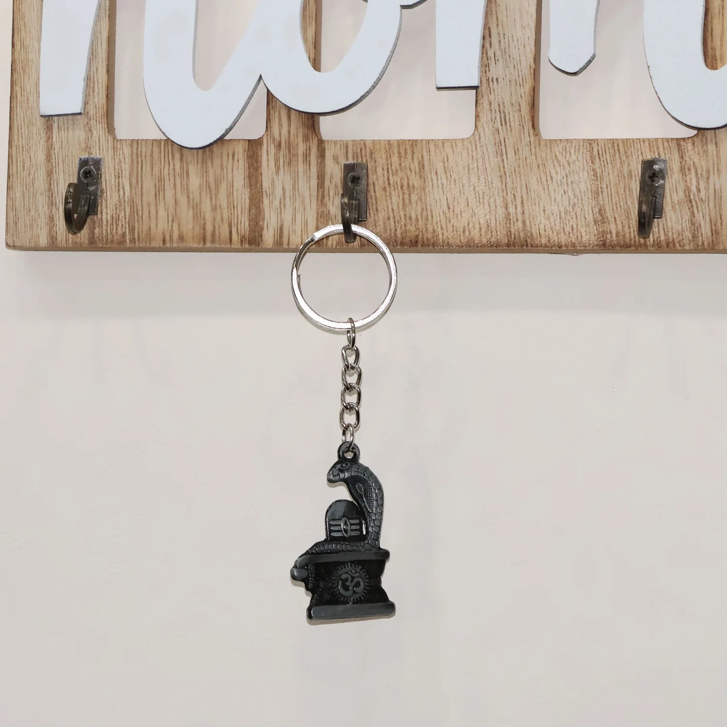 Shivling Trishul Metal Keychain Set – 5 Pc Durable Spiritual Keyrings - Image 3