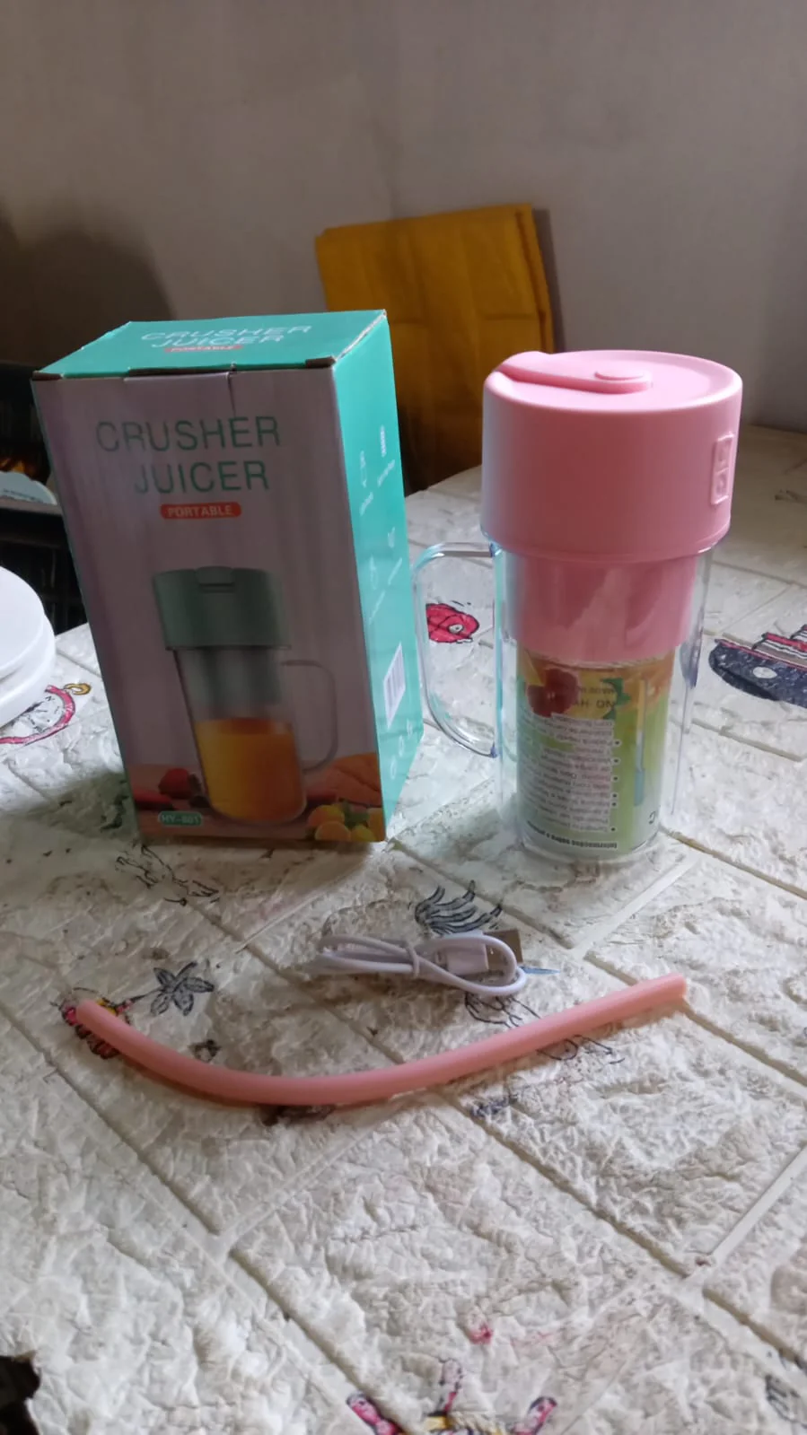 Portable Juicer – USB Rechargeable Blender 340ml | Tidy Table - Image 10