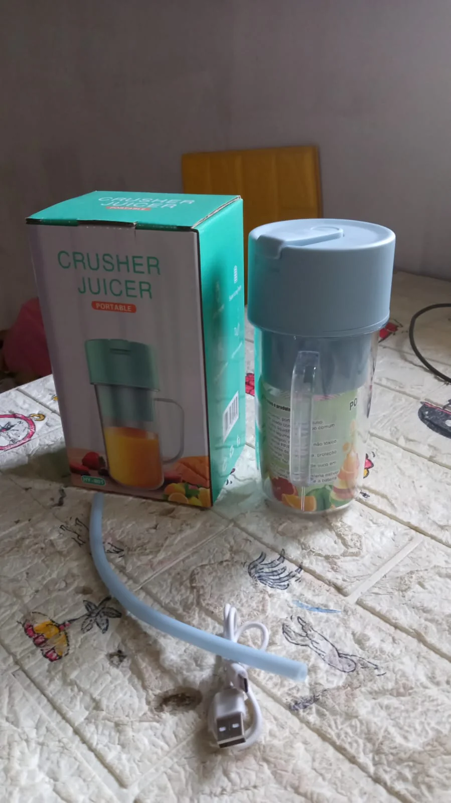 Portable Juicer – USB Rechargeable Blender 340ml | Tidy Table - Image 9
