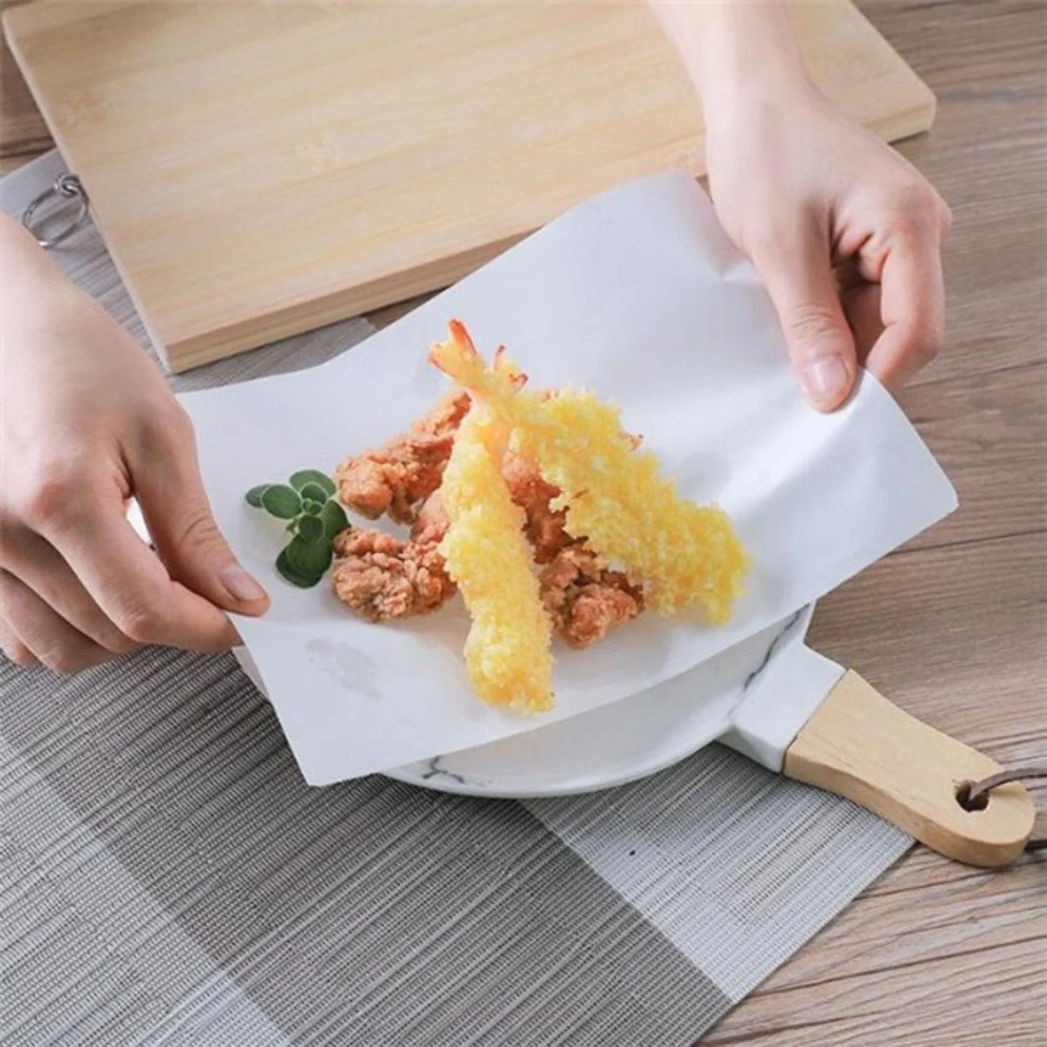 Oil Absorbing Cooking Paper – Grease-Free Sheets (Pack of 50) | Bake & Dwell - Image 6