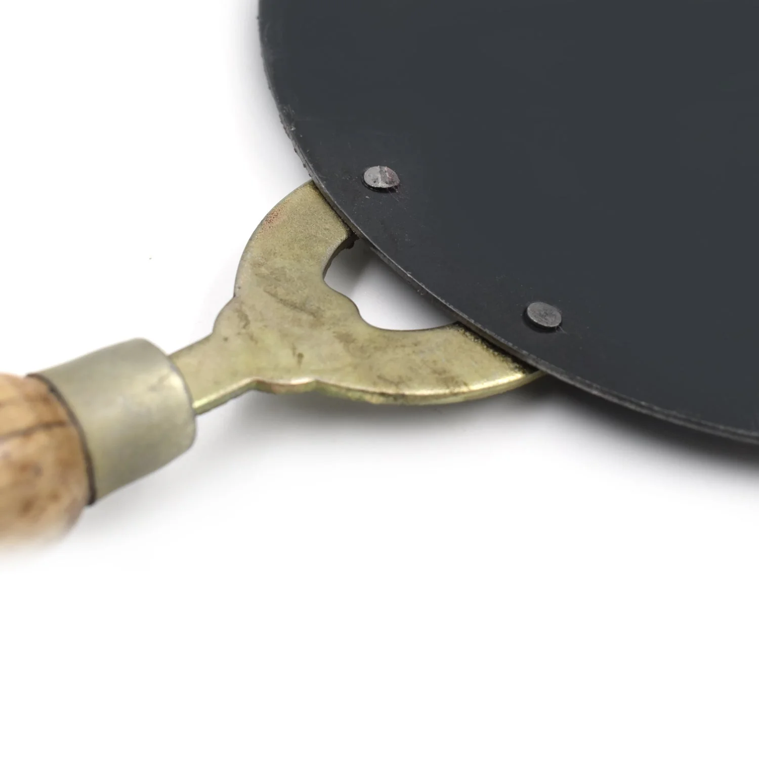 Wooden Handle Roti Tawa – Nonstick Iron Pan | Storenzo - Image 11
