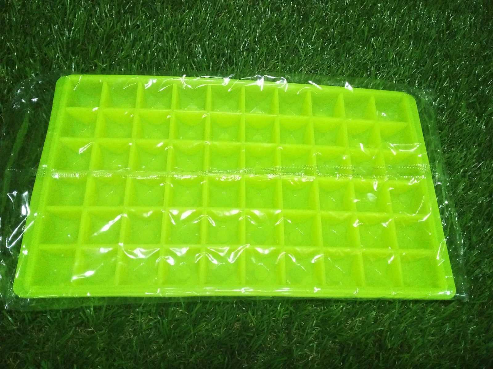 60-Cavity Ice Tray – Flexible Plastic Cubes | Indo Glow - Image 11