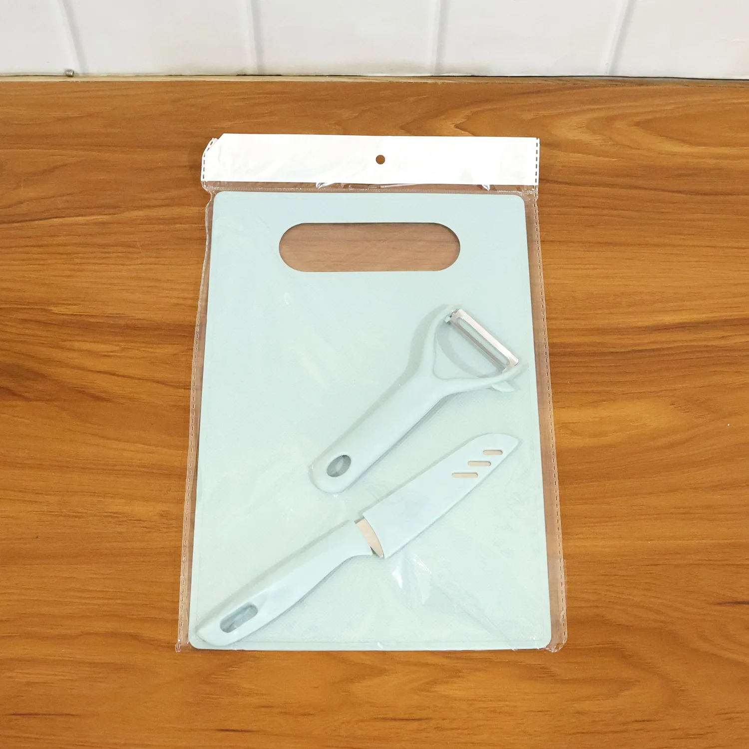 Kitchen Knife Set – 3 in 1 Knife, Chopping Board & Peeler - Image 9