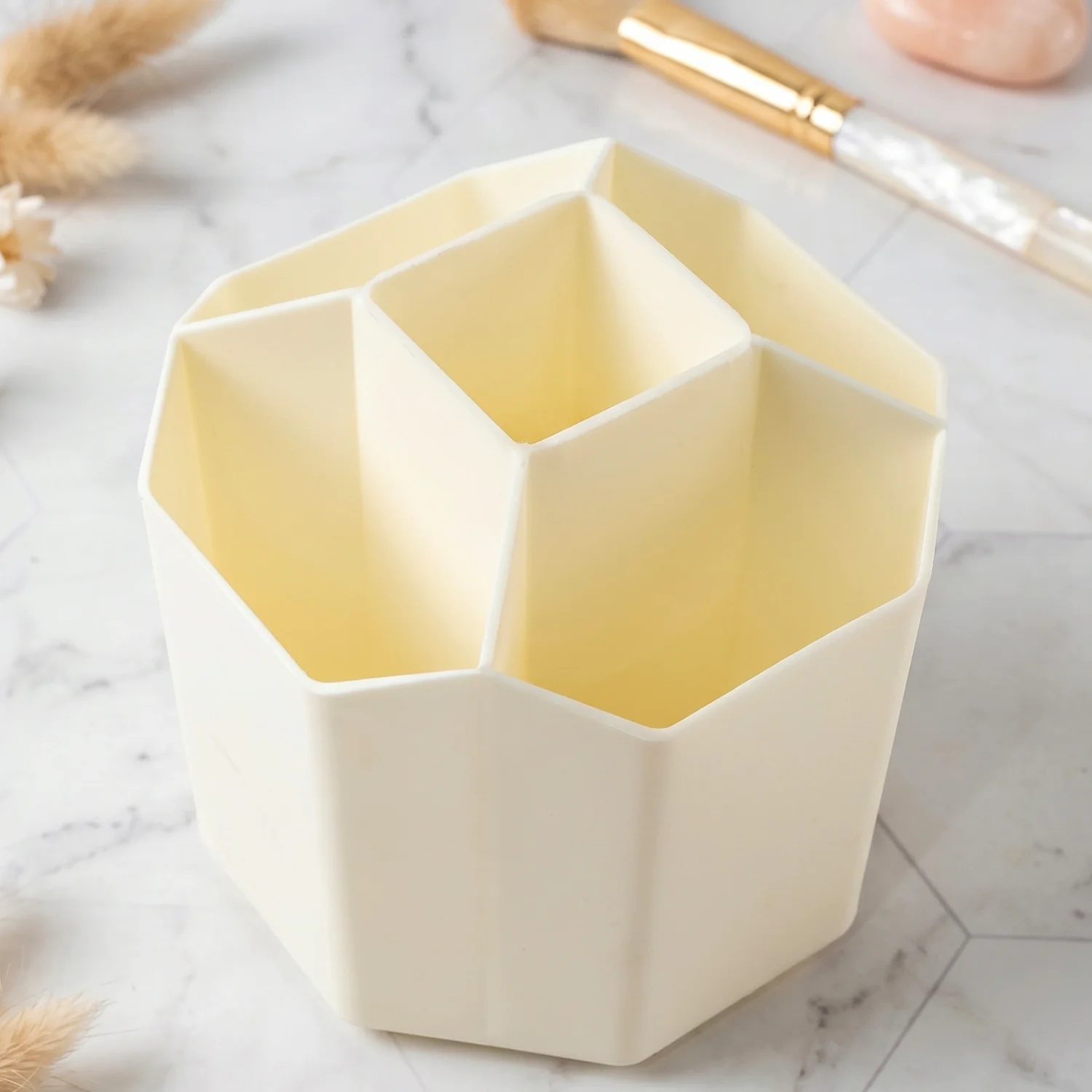 360 Degree Rotating Desk Organizer – Organised Workspace - Image 7