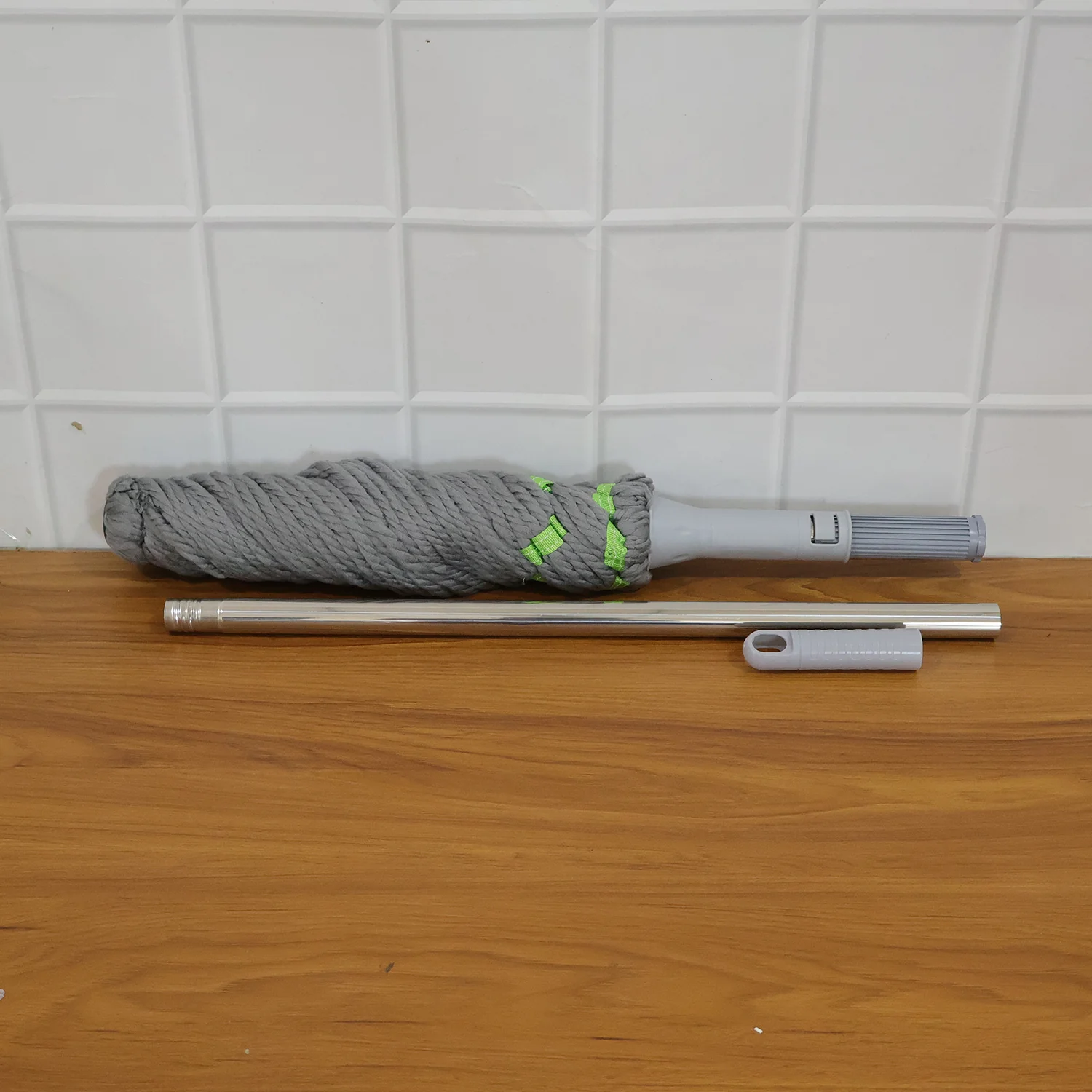 360° Spin Mop – Adjustable Handle & Microfiber Head for Effortless Cleaning - Image 9