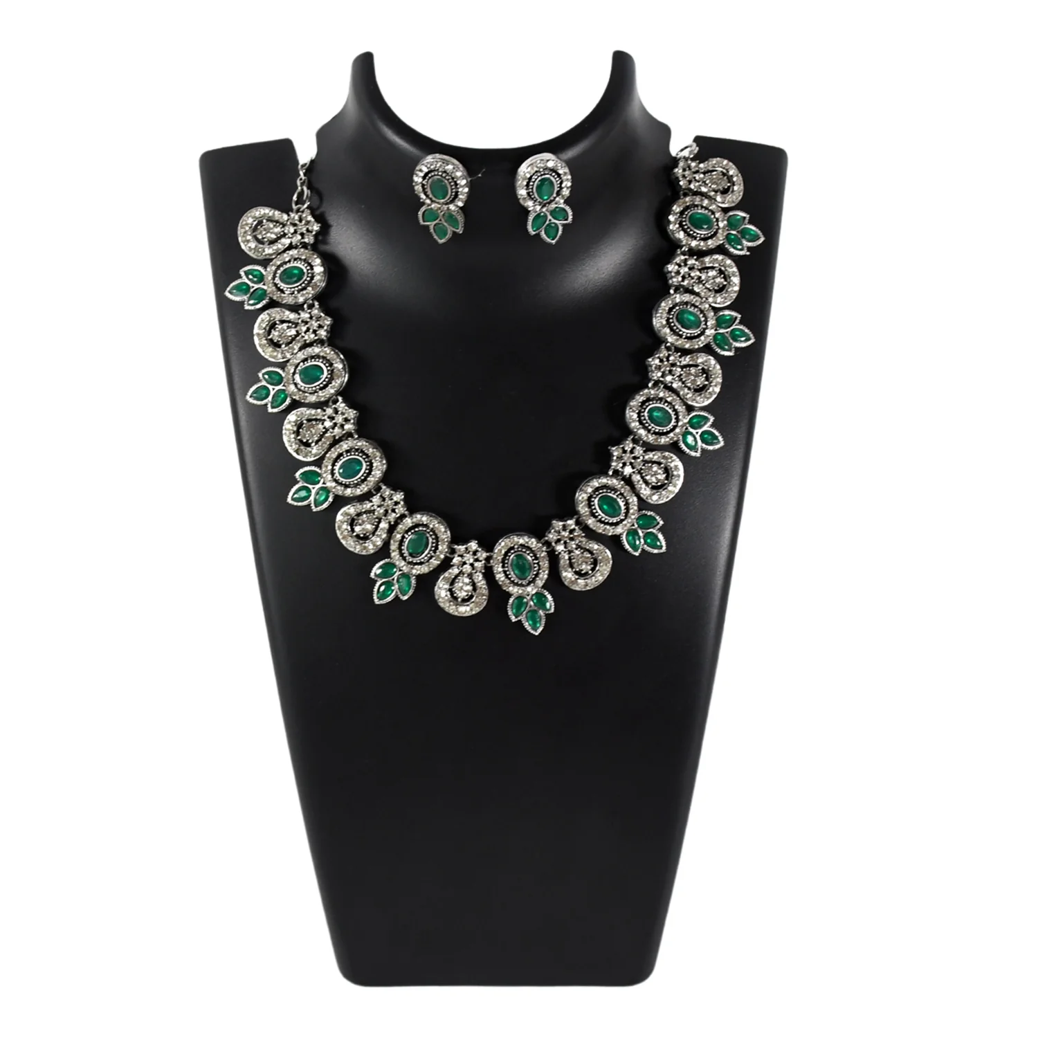 Green Necklace Set – Emerald Ethnic Jewellery for Women | BW - Image 5