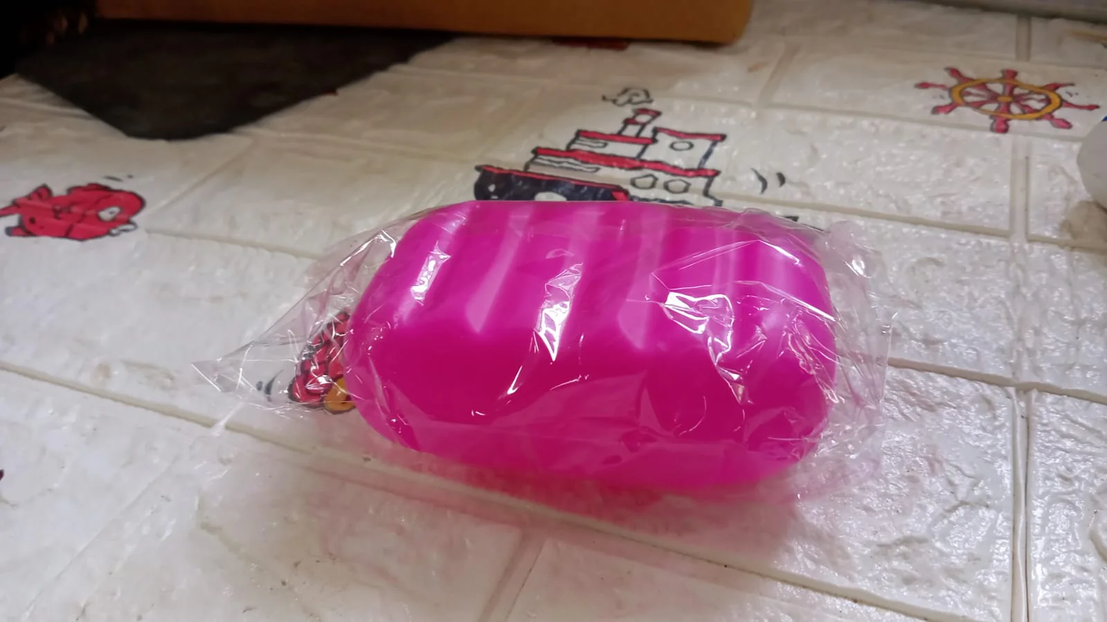 Travel Soap Box – Waterproof & Leakproof Plastic | VelvetBubbles - Image 8