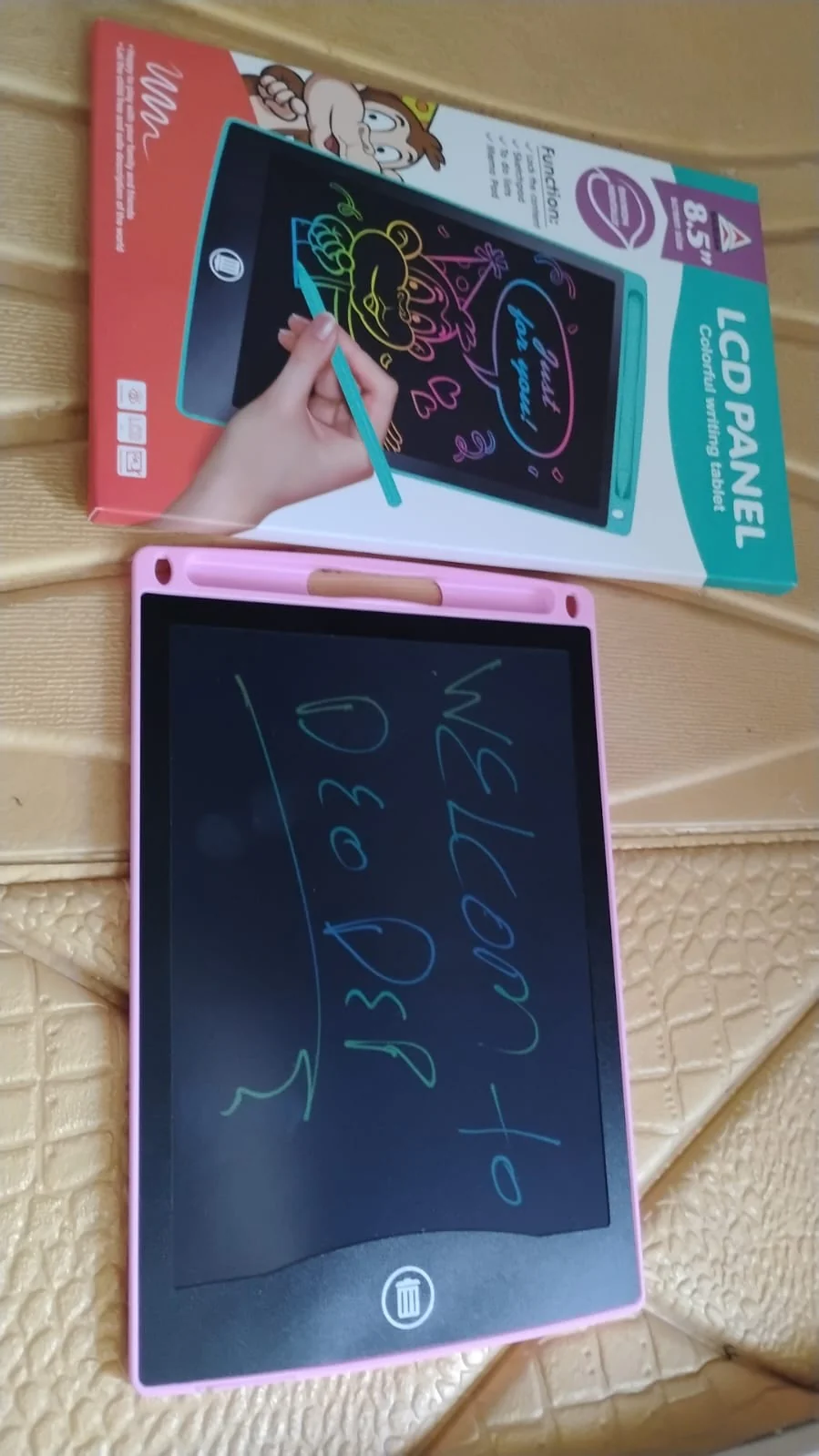 8.5 Inch Portable LCD Writing Tablet for Kids – Dollamis - Image 8
