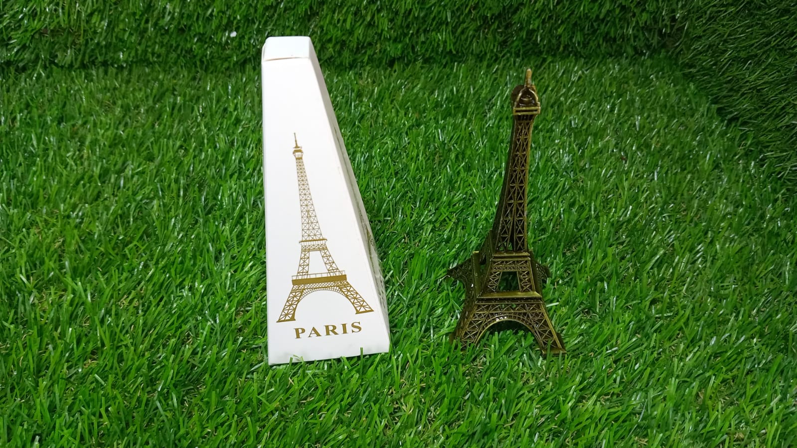 Eiffel Tower Statue – Antique Metal Paris Landmark | VoltDesk - Image 9
