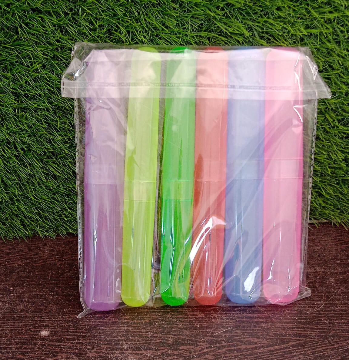 Travel Toothbrush Covers – 6pc Anti-Bacterial Set | BrushedUp - Image 9