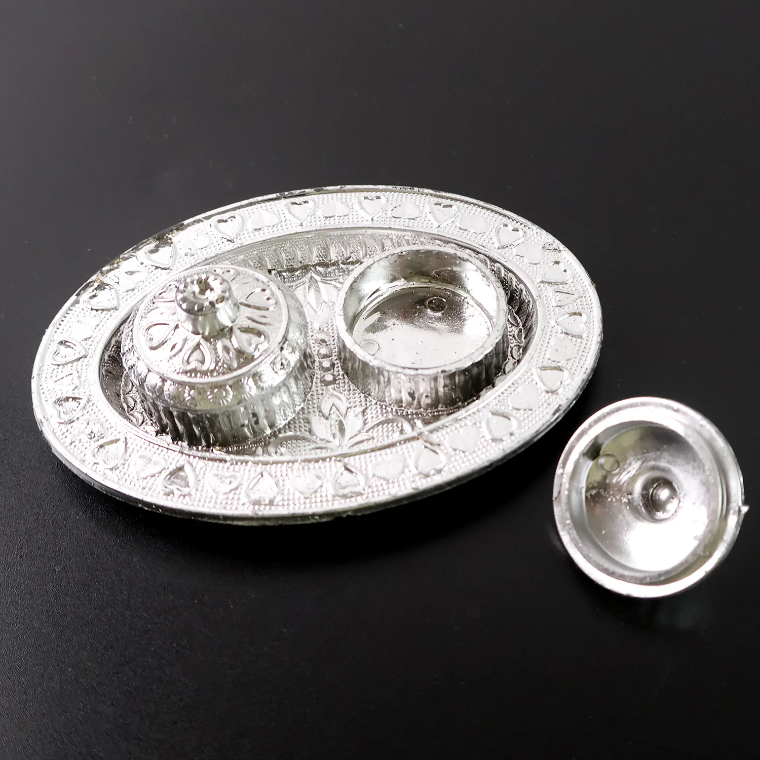 Oval Puja Thali with Kumkum Holders – Traditional & Durable Design - Image 6