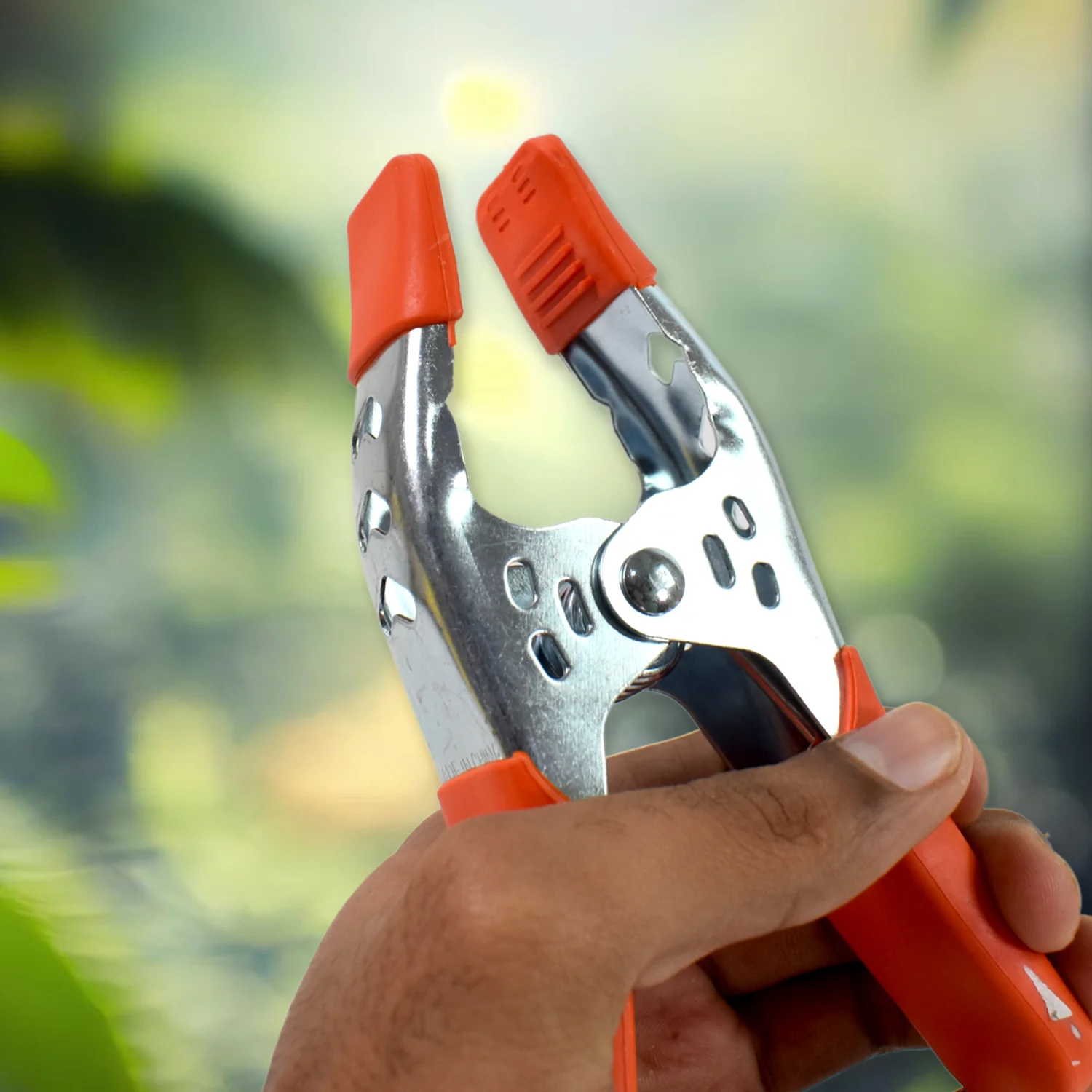 Heavy Duty Spring Clamp 6 Inch – Metal, 3 Inch Jaw | Indo Glow - Image 7