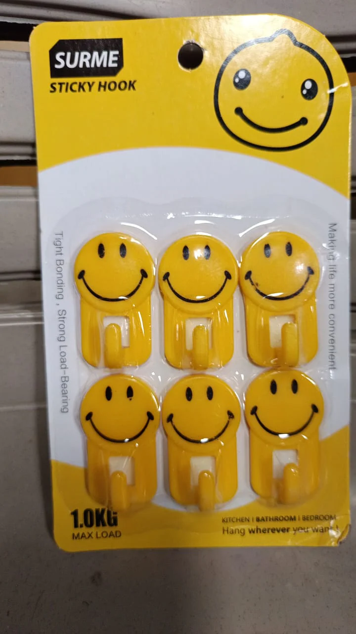 Smiley Face Hooks – 1 Kg Load, 6 Pcs | GlimmerHome - Image 8