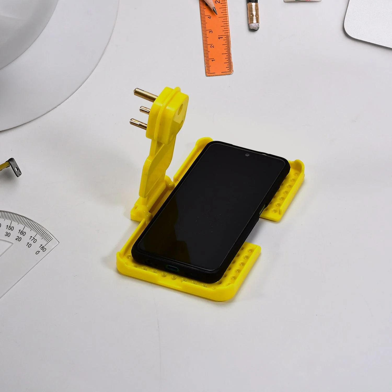 Mobile Charging Wall Holder – Secure Socket Fit, Yellow | PHOBIA - Image 3