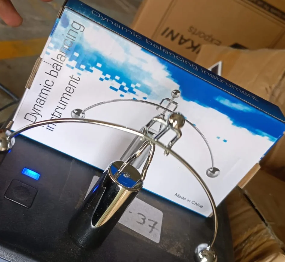 Newton Cradle Desk Toy – Steel Perpetual Motion | Spark Tots - Image 12