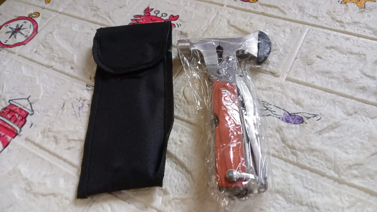 Hammer Multitool – Versatile Survival Gadget | BraveVault - Image 11