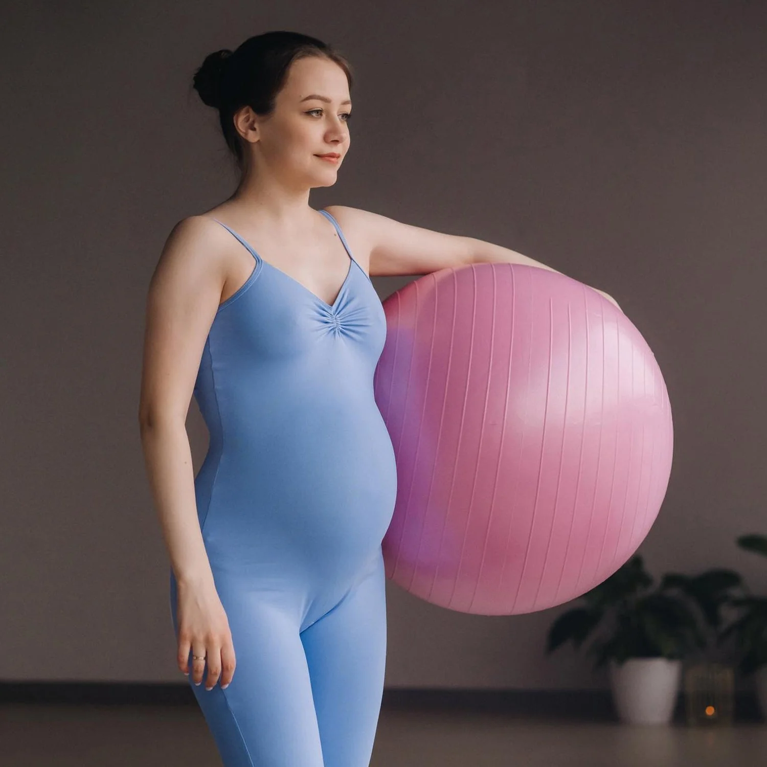 Exercise Ball 65 cm – Anti-Burst & Pump Included | FitFuzion - Image 5