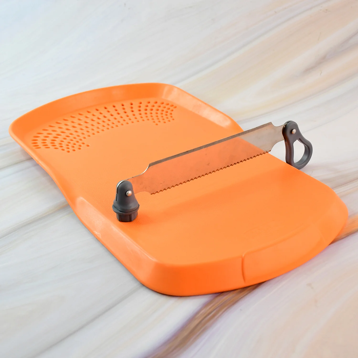 Cut 'n' Wash Multipurpose Cutting Board – Integrated Strainer & Knife - Image 6