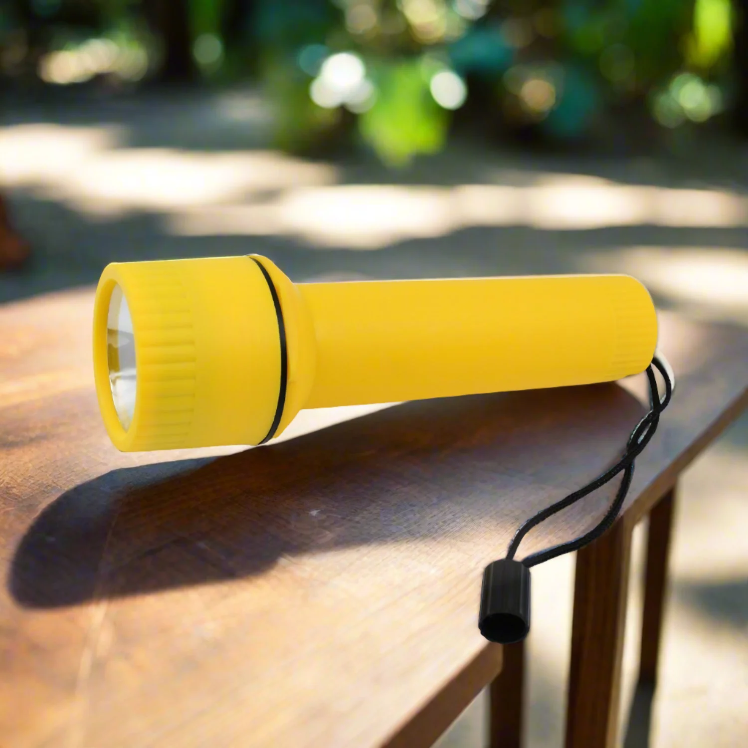 LED Flashlight – Bright, Portable Emergency Torch | Poravar - Image 3