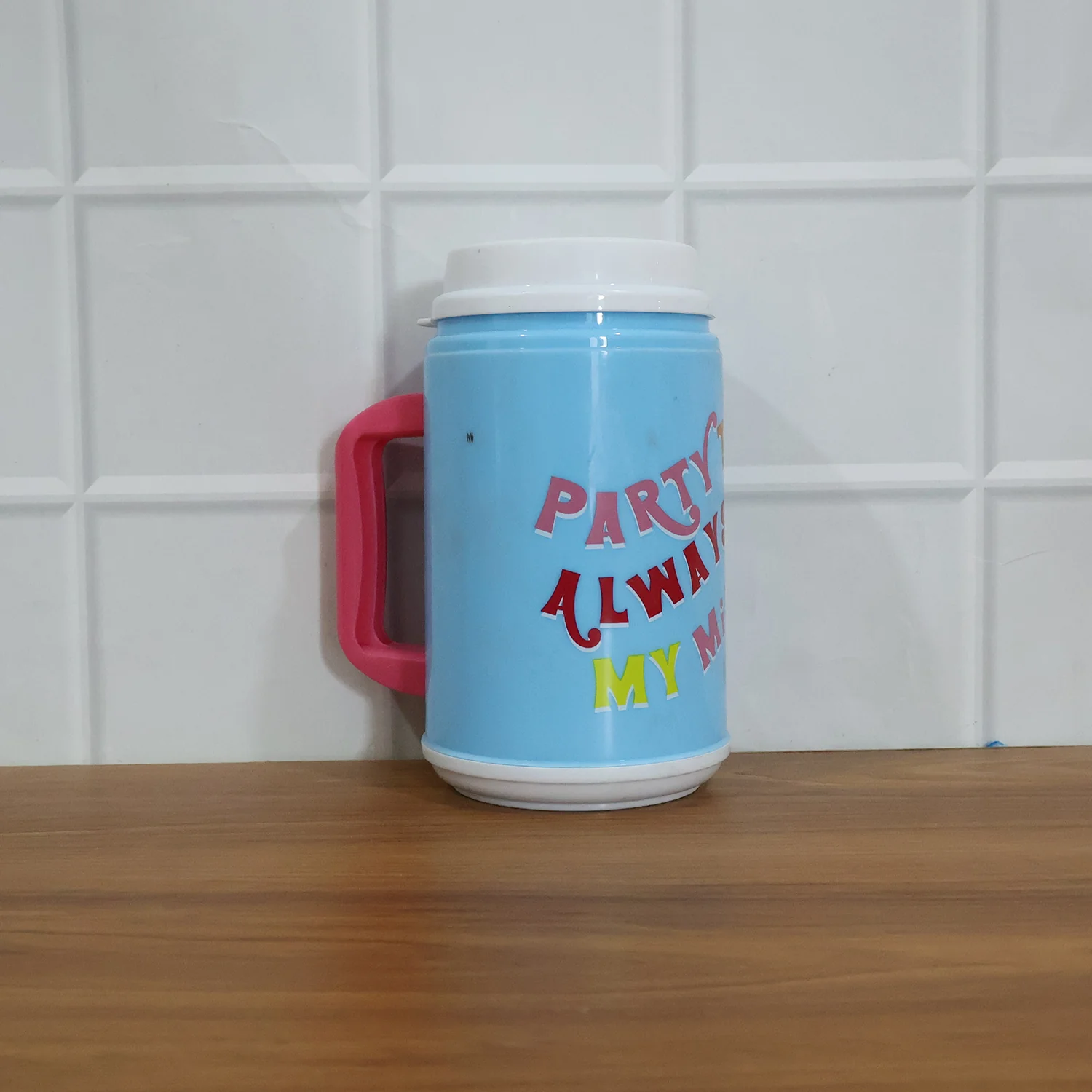 Insulated Mug with Straw – 709 ml Leak-Resistant | Bottlart - Image 9