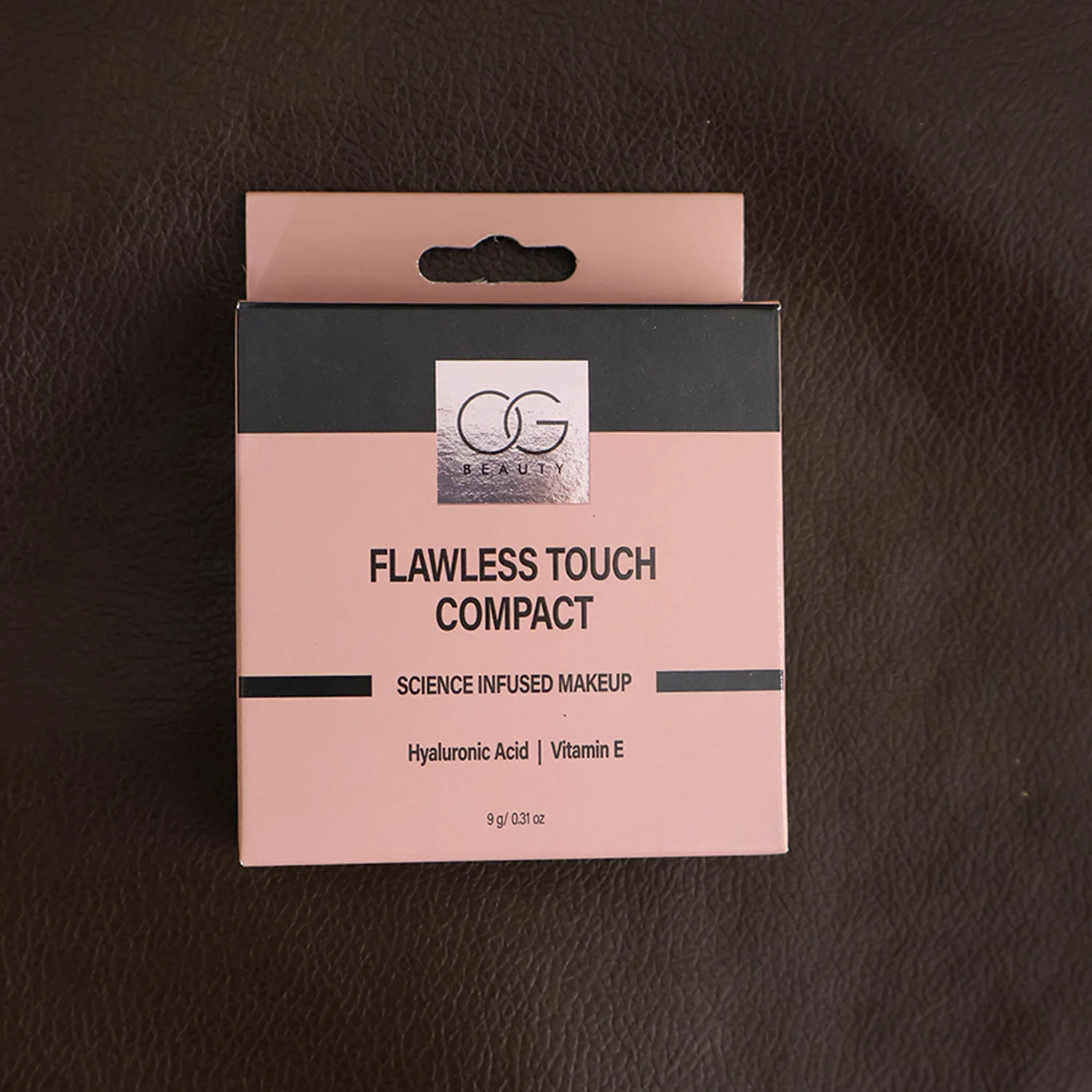 Flawless Touch Compact Powder – Hydrating Matte Finish - Image 9