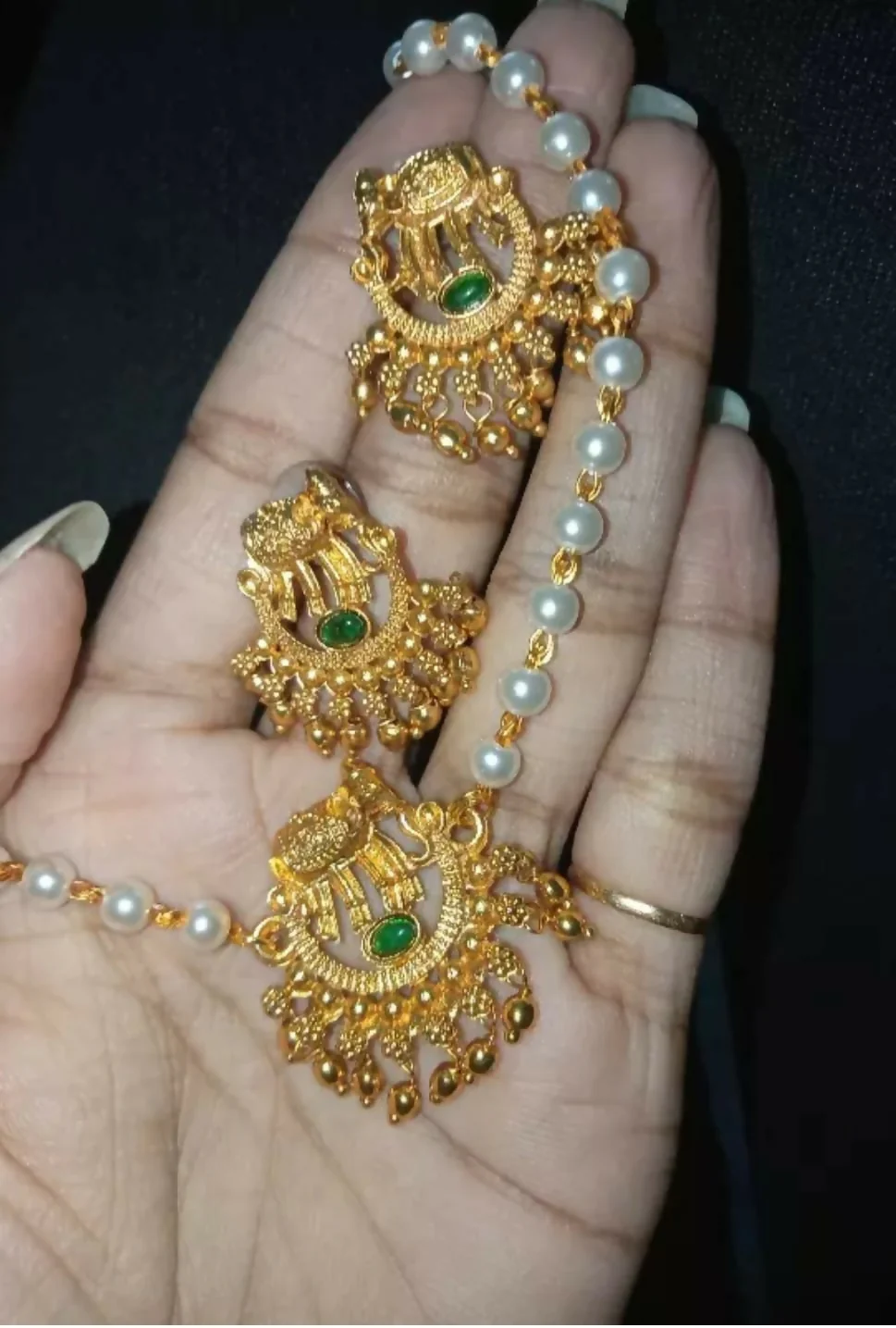 Gold-Tone Crystal Floral Drop Necklace Set – Elegant & Stylish - Image 5