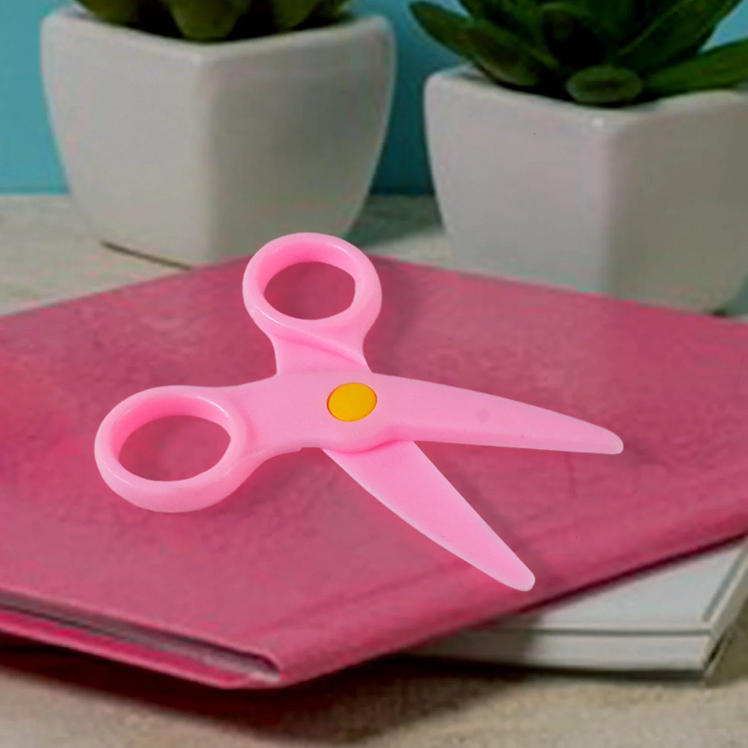 Child-Safe Plastic Scissors Set – Toddler Arts & Crafts | Craftily - Image 4