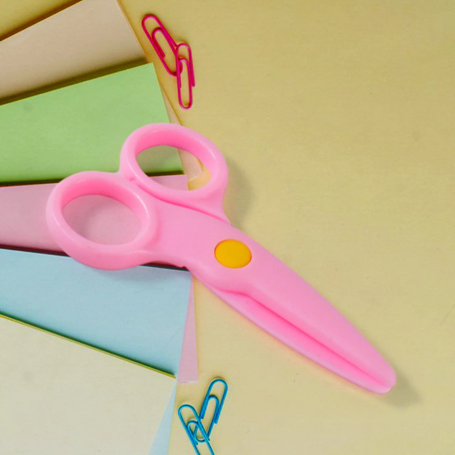 Child-Safe Plastic Scissors Set – Toddler Arts & Crafts | Craftily - Image 6