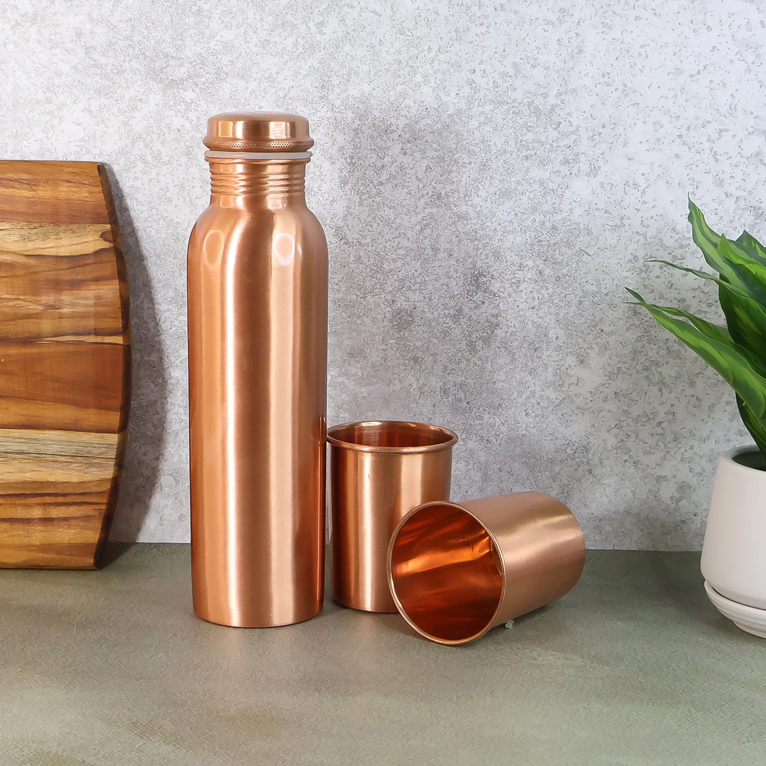 Copper Water Bottle Set – 1L Bottle & 2 Glasses | Own Hydrate - Image 6