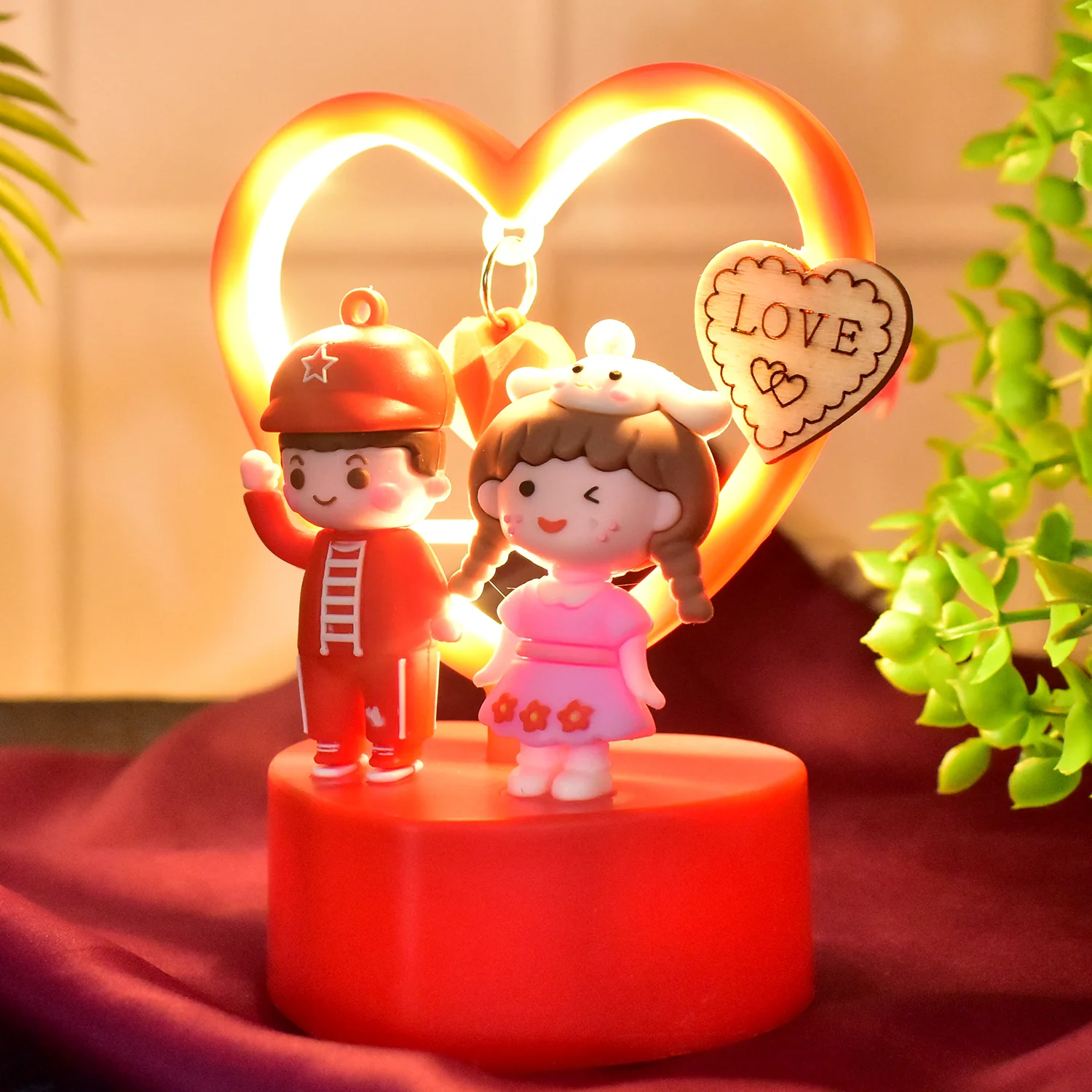 Romantic Couple Love Showpiece – Heart Frame Decor Gift - Image 7
