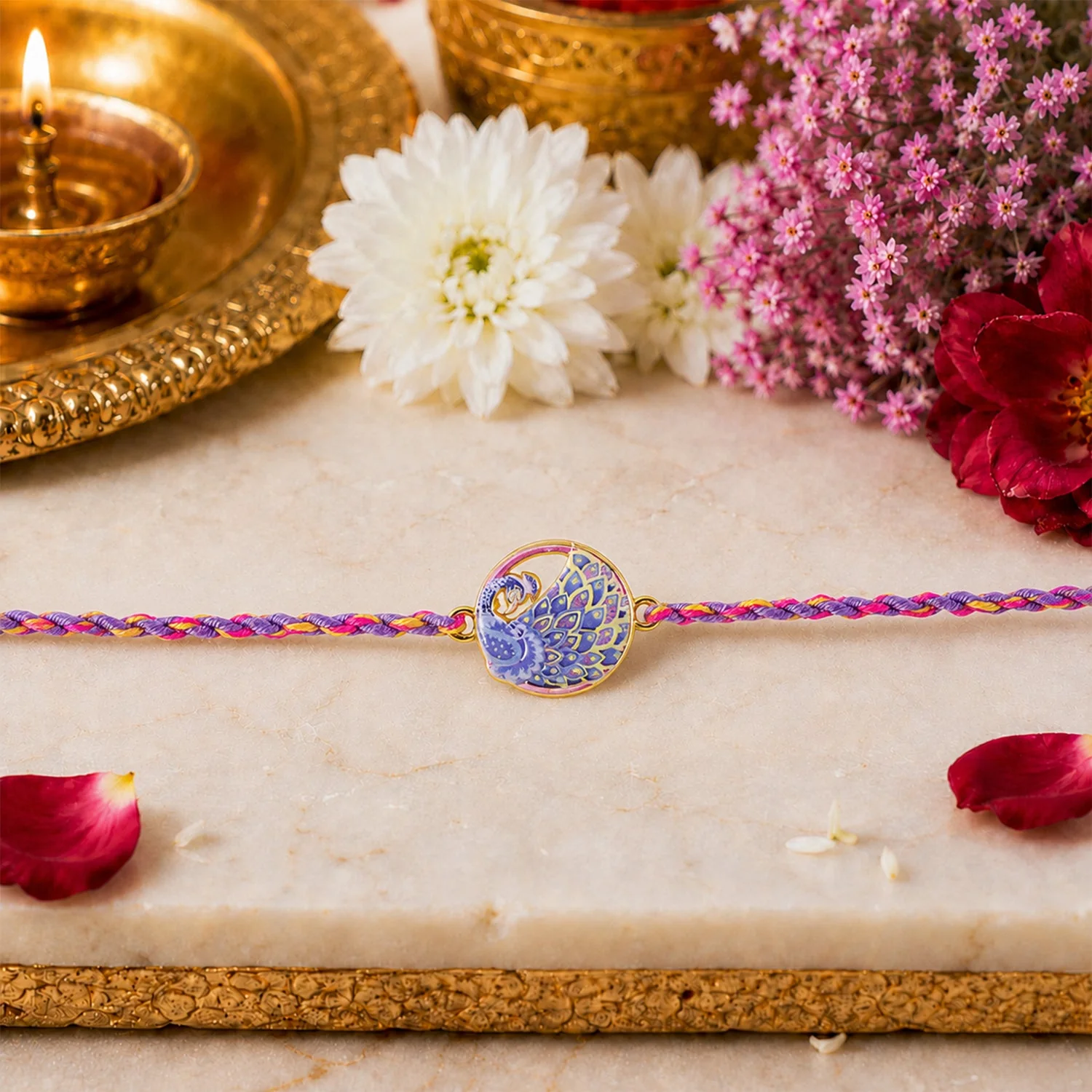 Peacock Rakhi – Elegant Designer Thread for Brothers - Image 3