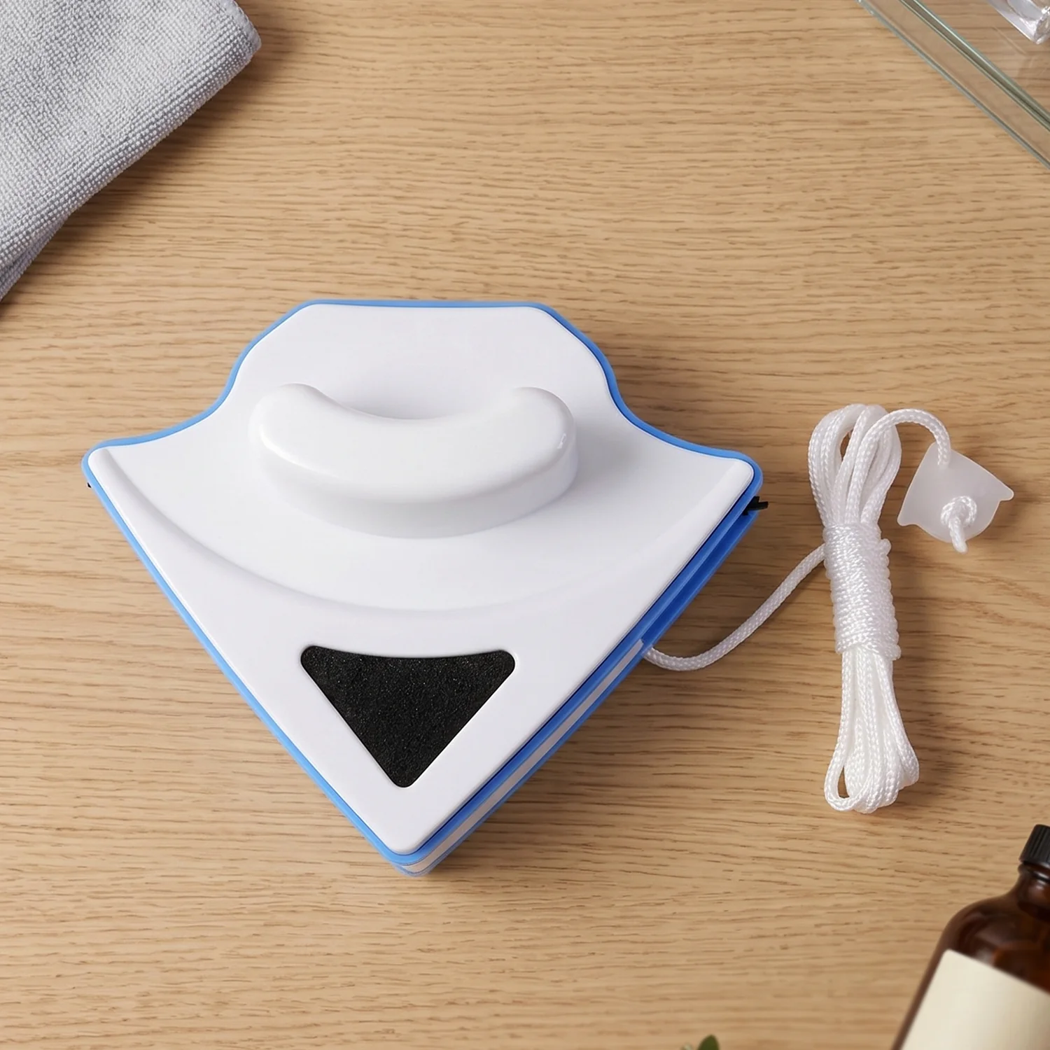 Double-Sided Magnetic Window Cleaner – Effortless Inside & Outside Cleaning - Image 7