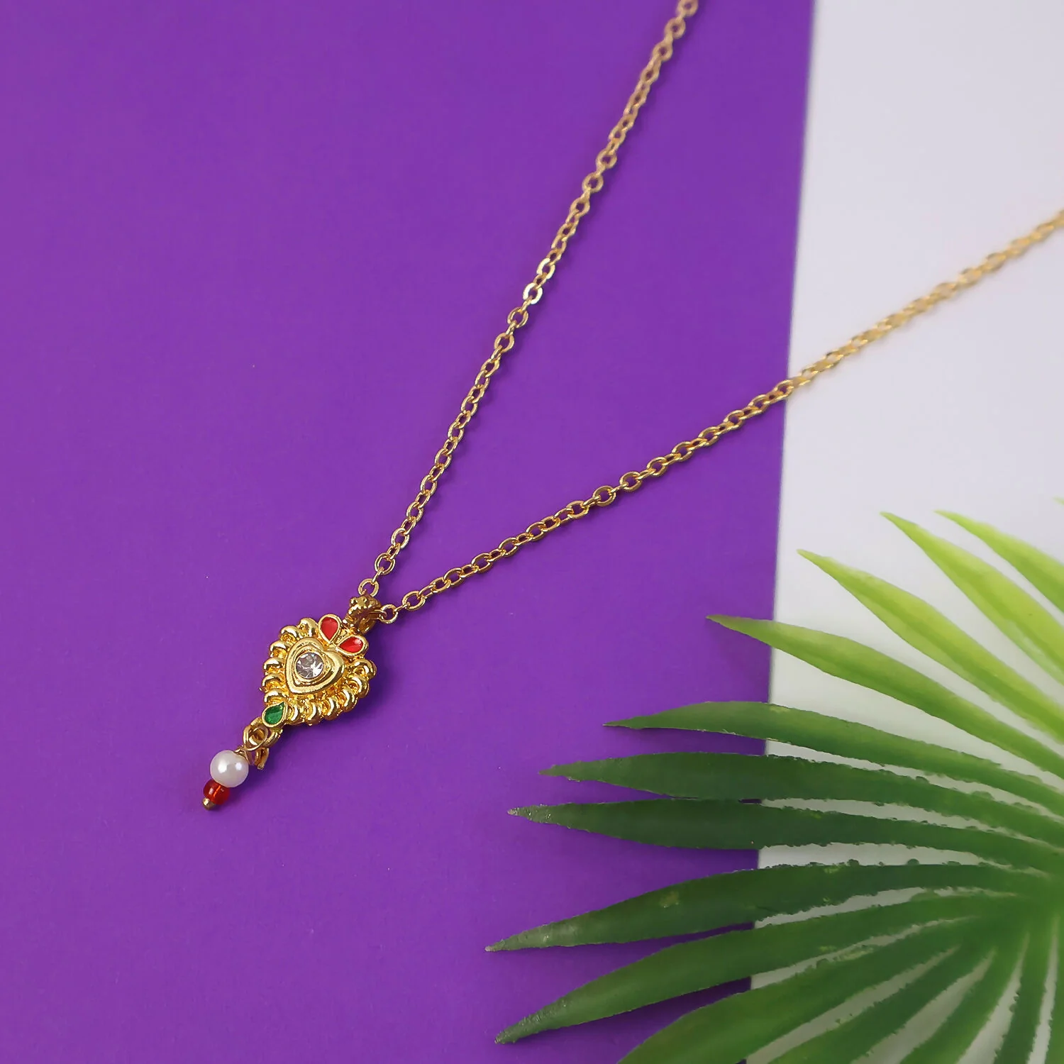 Heart Motif Pendant Necklace – Elegant Women’s Chain Jewelry - Image 3