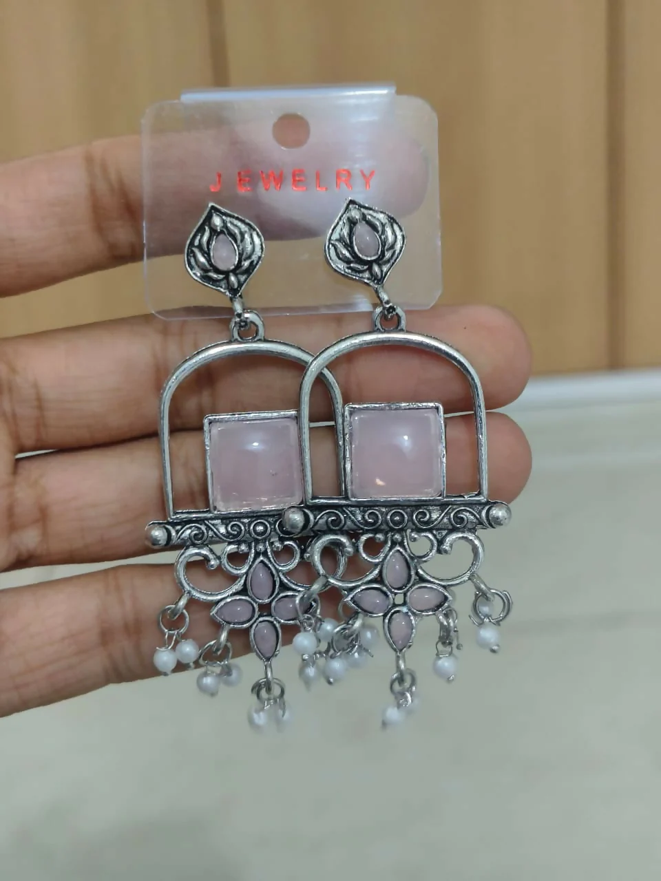 Elegant Lavender Stone Earrings – Vintage Style with Pearl Accents - Image 5