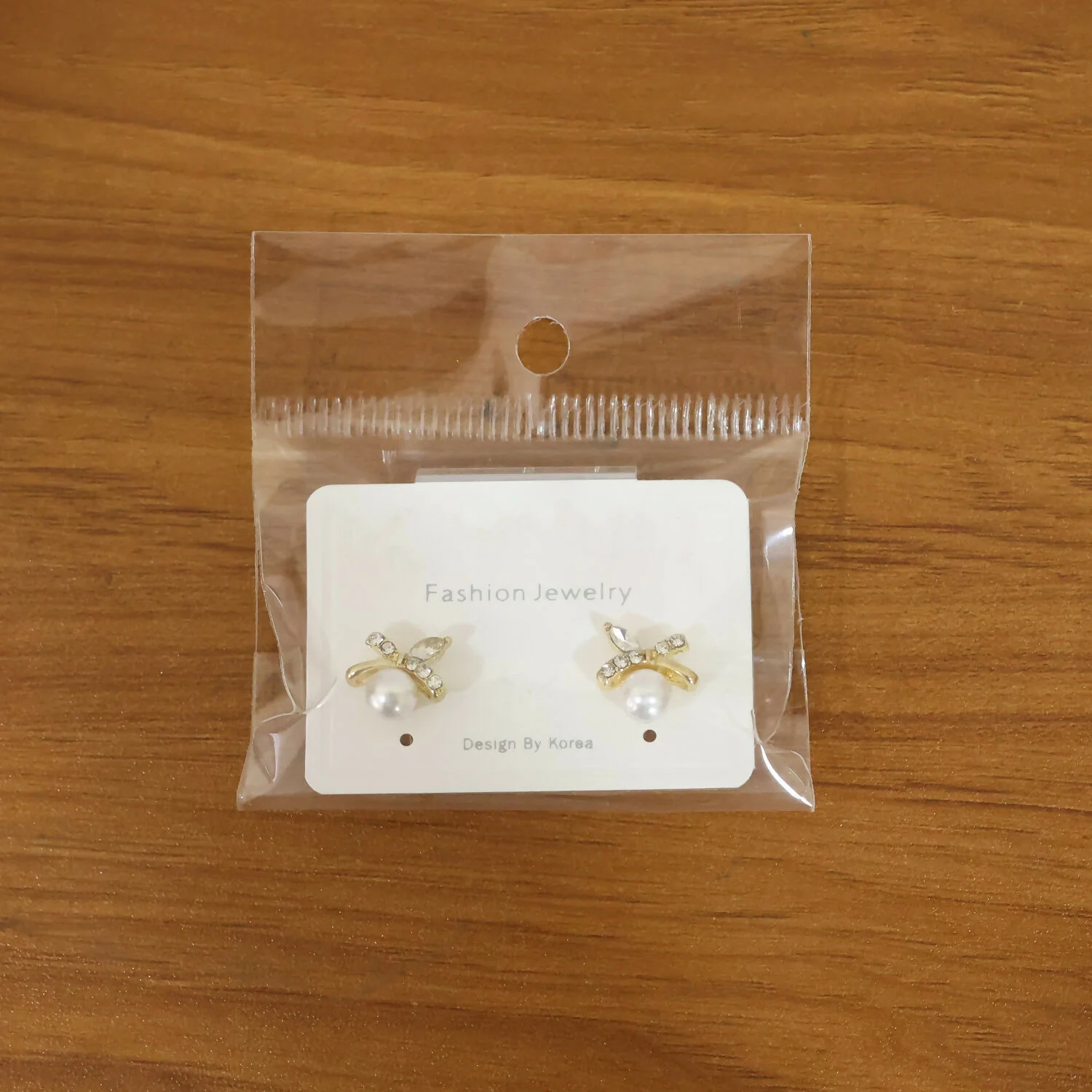 Pearl Butterfly Stud Earrings – Elegant Jewelry for Daily Wear - Image 7