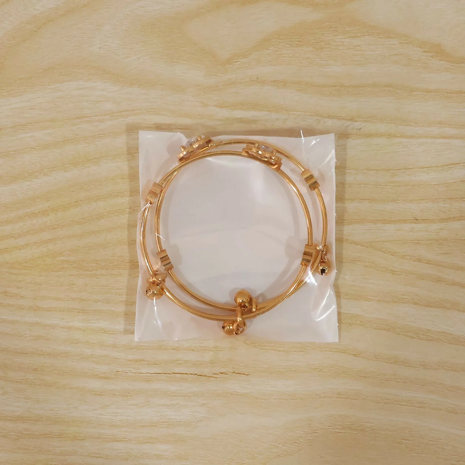 Elegant Twin Heart Crystal Bracelet Set – Adjustable & Luxury Style - Image 6