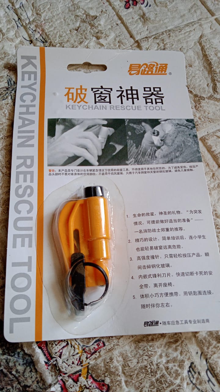 Emergency Safety Cutter – 2-in-1 Car Escape Tool | Safora - Image 7