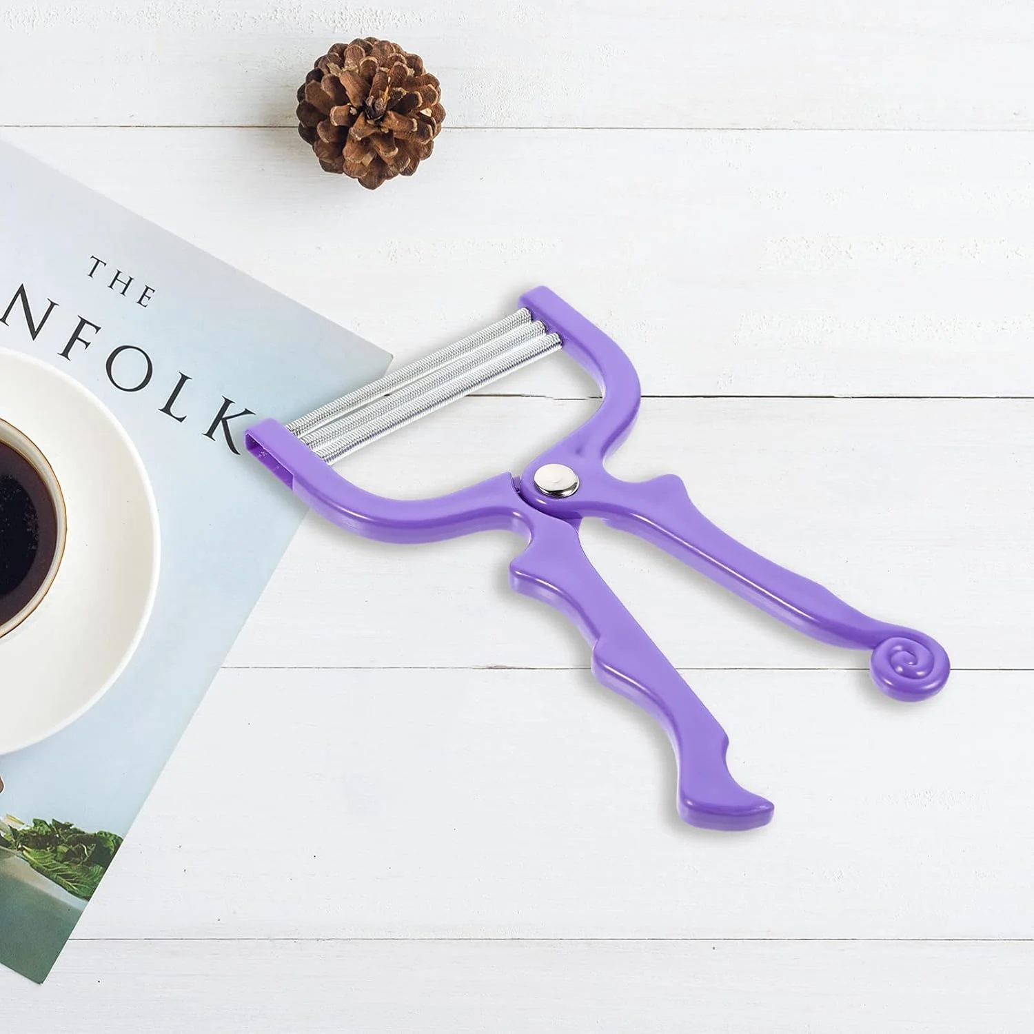 Facial Hair Remover Threading Tool – Precise & Portable | Calm & Curl