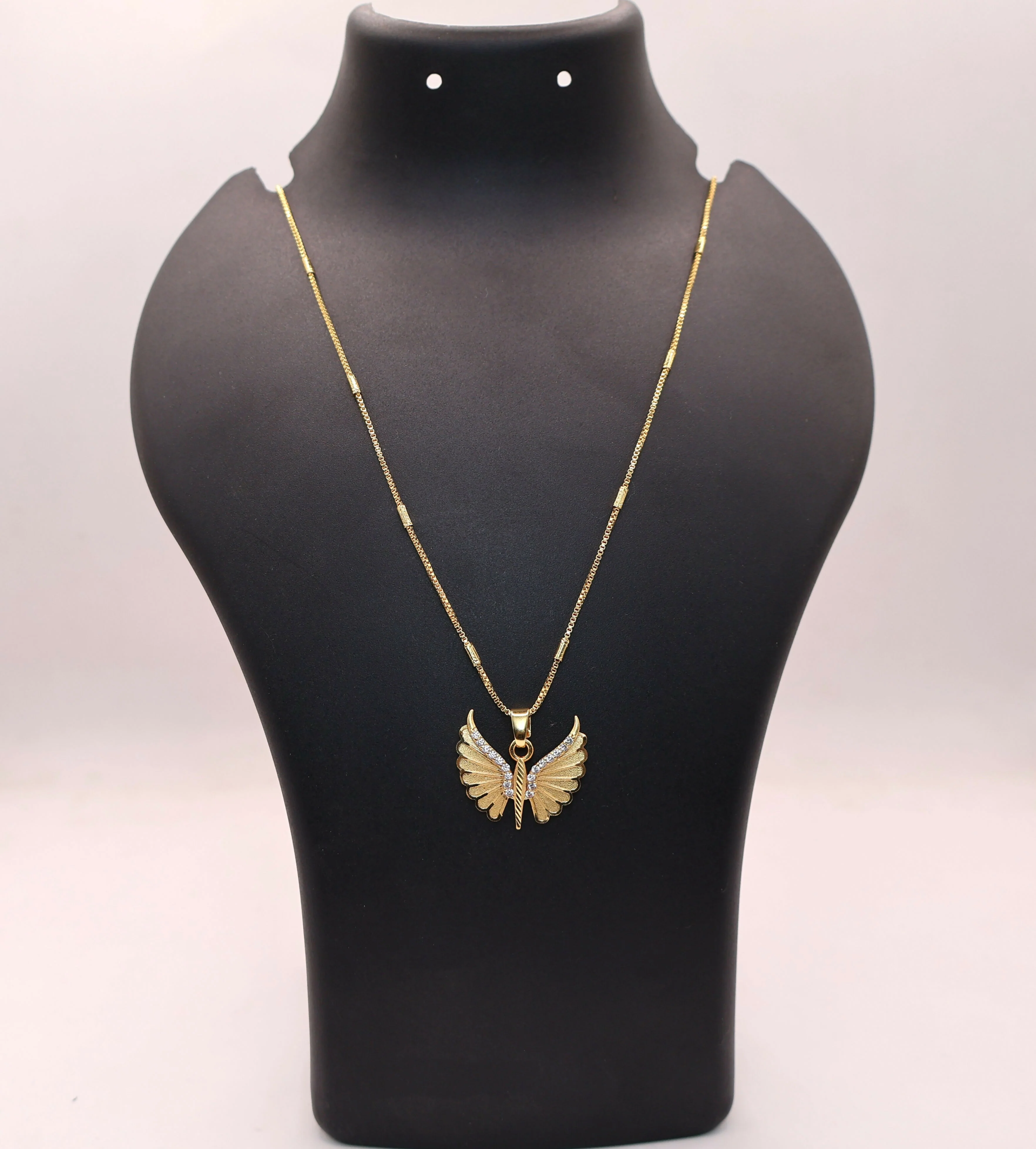 Butterfly Wing Pendant Necklace – Gold Plated Elegance for Women - Image 3