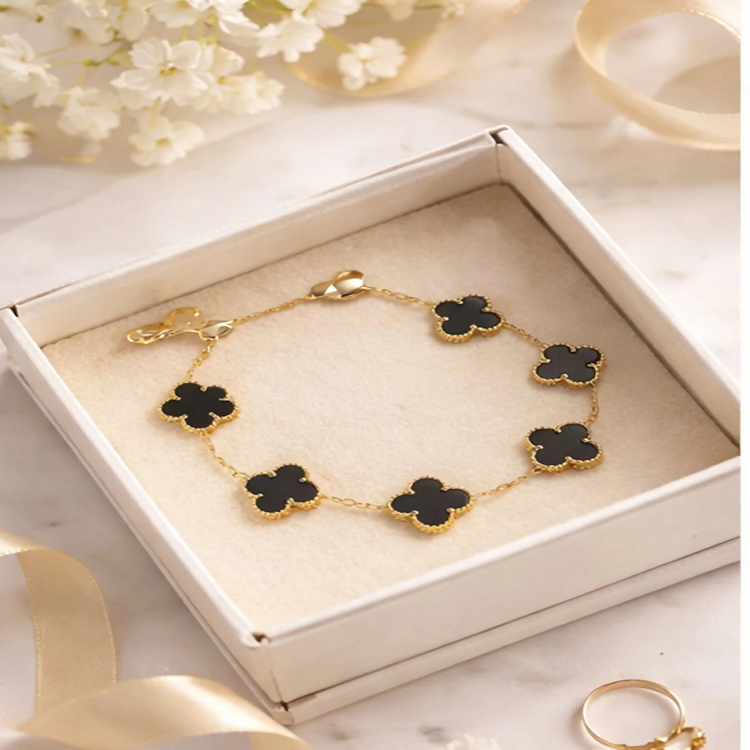 Black Clover Charm Bracelet – Elegant Gold Plated Chain for Women - Image 3
