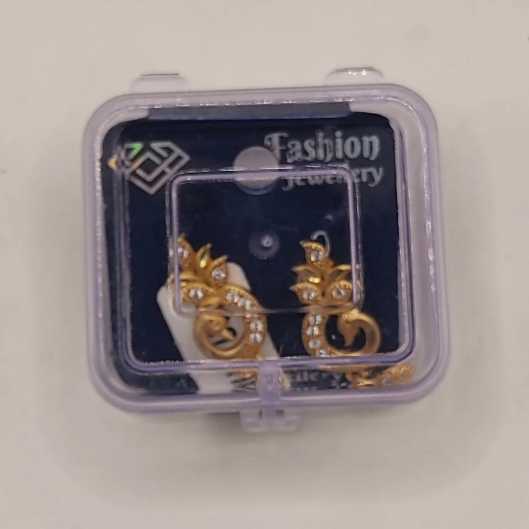 Gold-Plated Peacock Drop Earrings – Elegant Traditional Design - Image 5