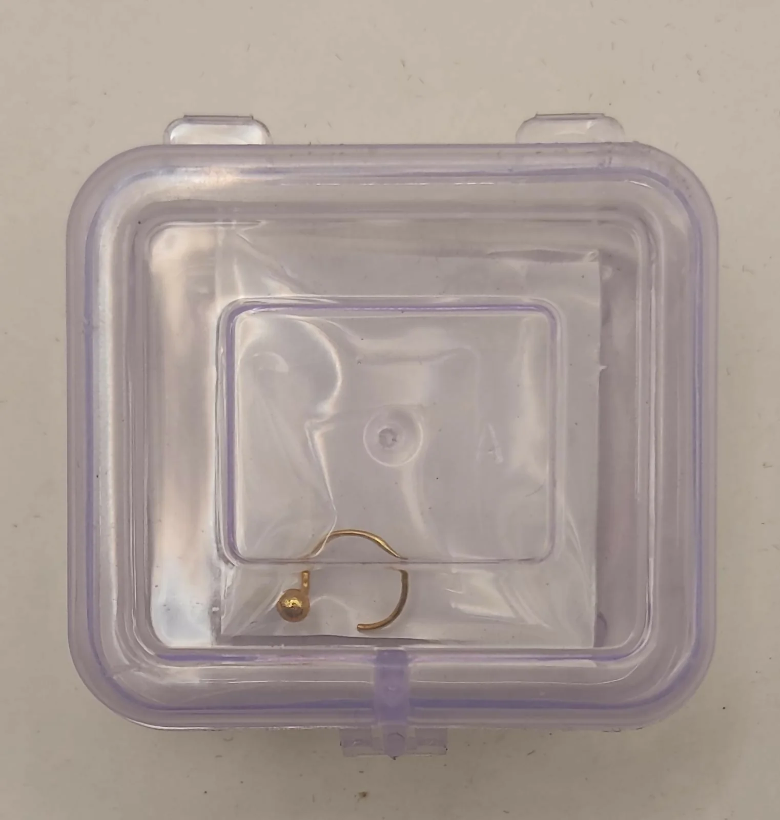 18K Gold Single Diamond Nose Pin – Comfortable C-Shape Fit - Image 5