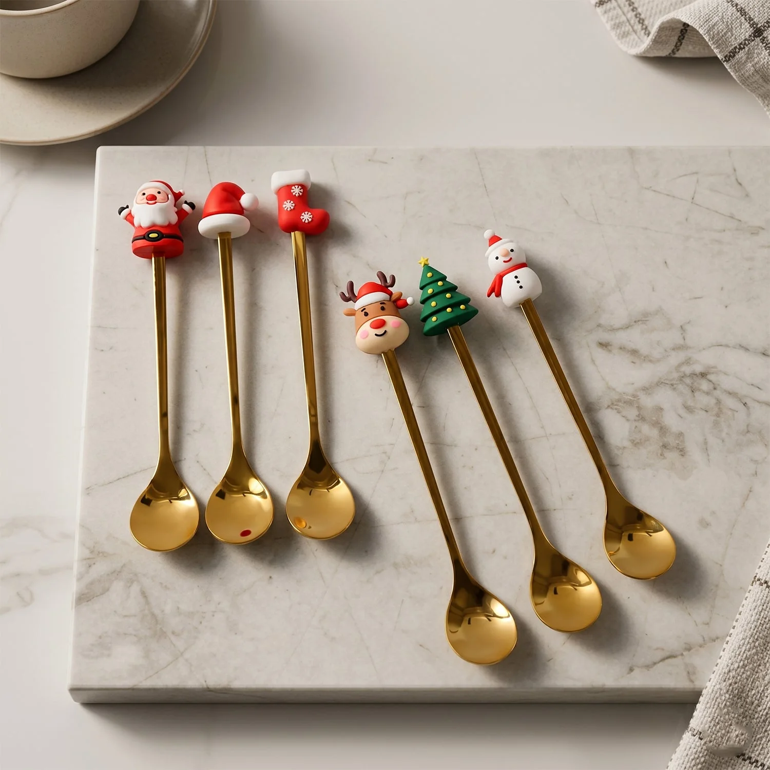 Golden Cartoon Spoon Set – Stylish & Durable Tableware - Image 4