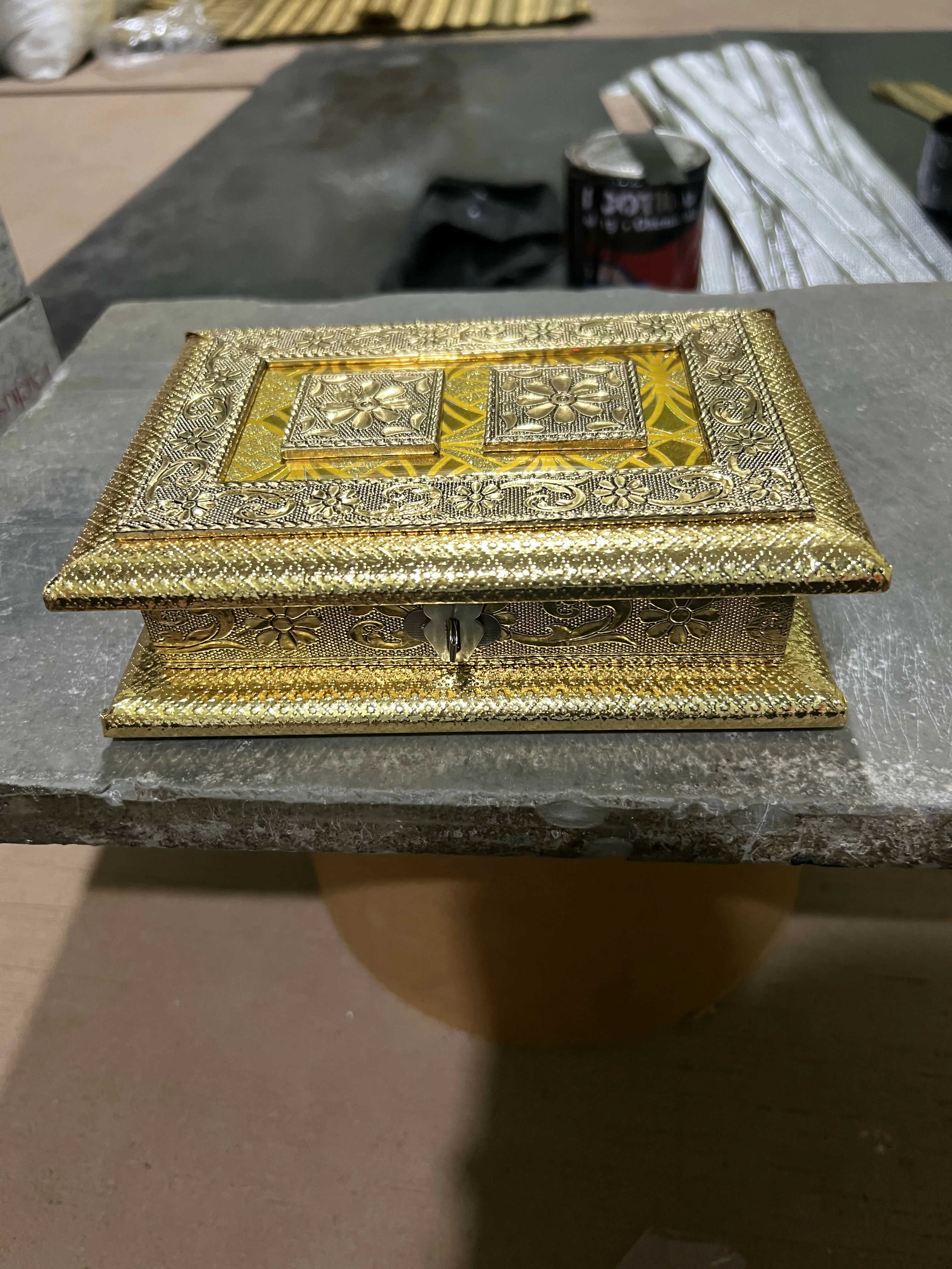 Golden Embossed Floral Metal Jewelry Box – Handcrafted Elegance - Image 4